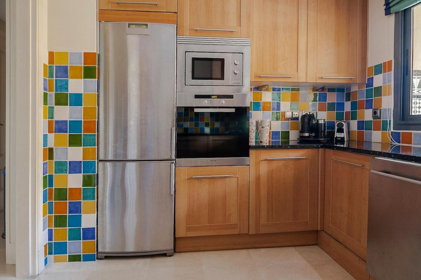 Three-Bedroom Apartment - Photo 8