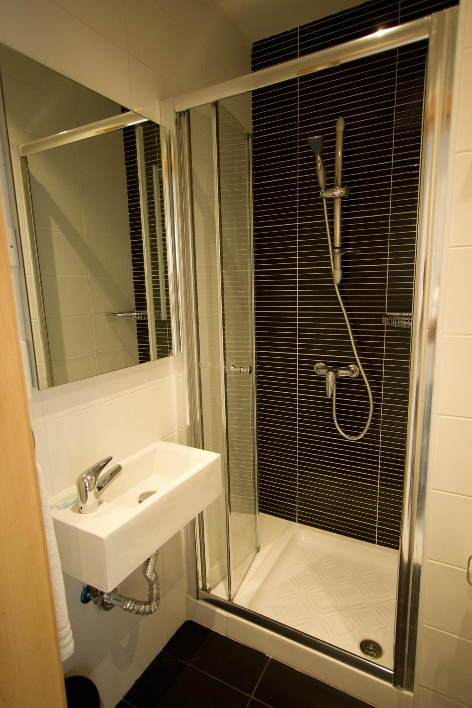 Double or Twin Room with Free Airport Transfer photo 3