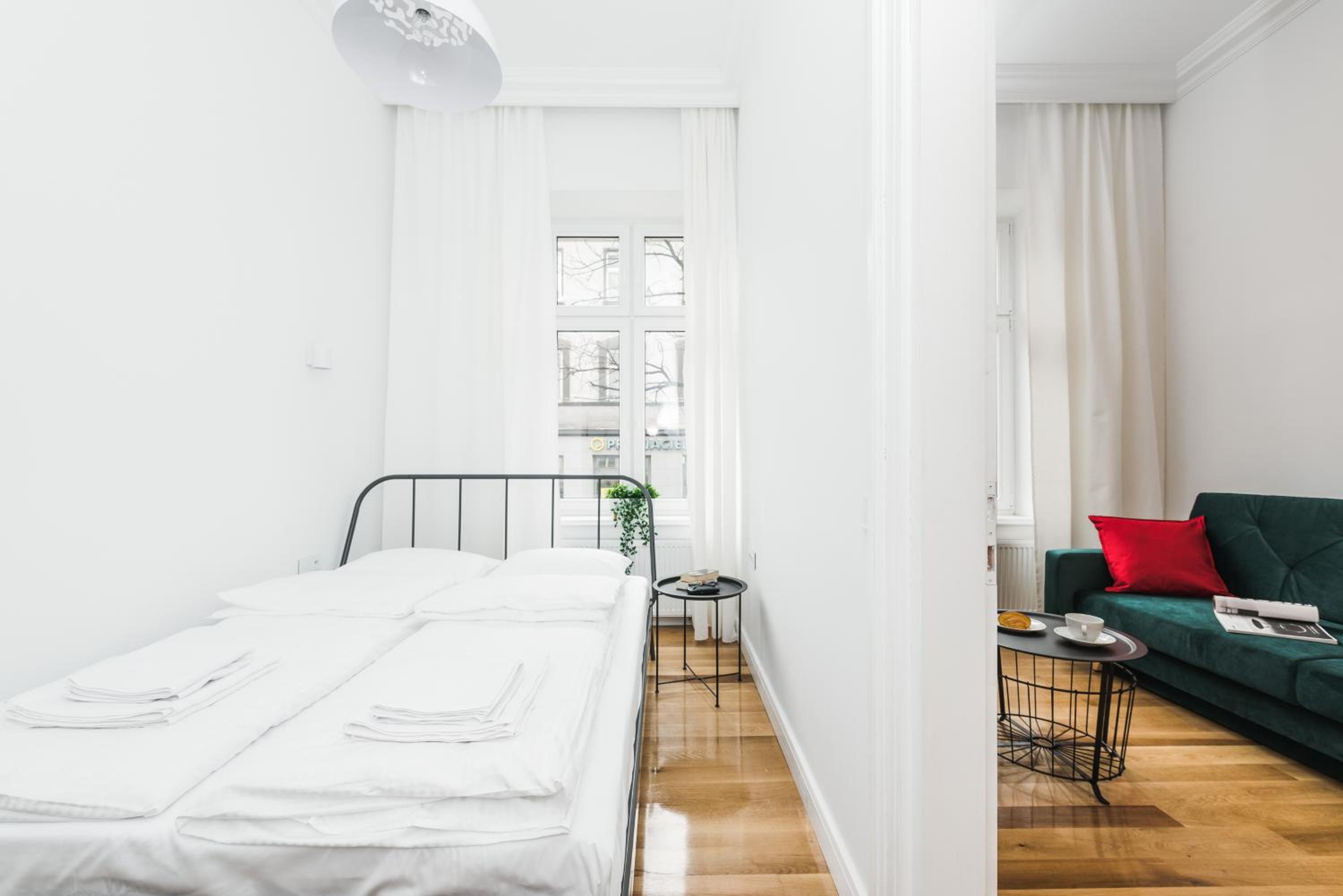 One-Bedroom Apartment - Photo 14