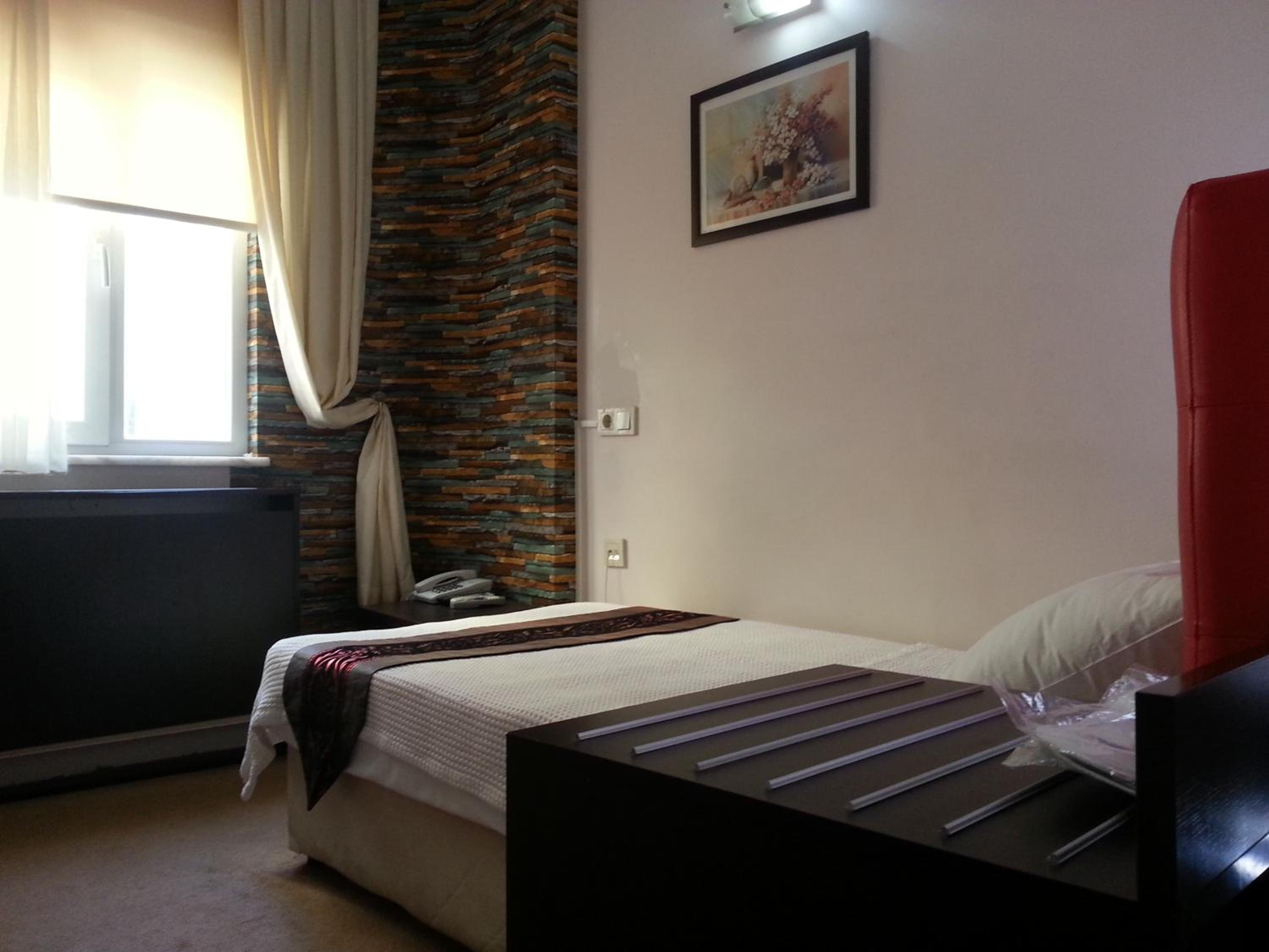 Single Room photo 1