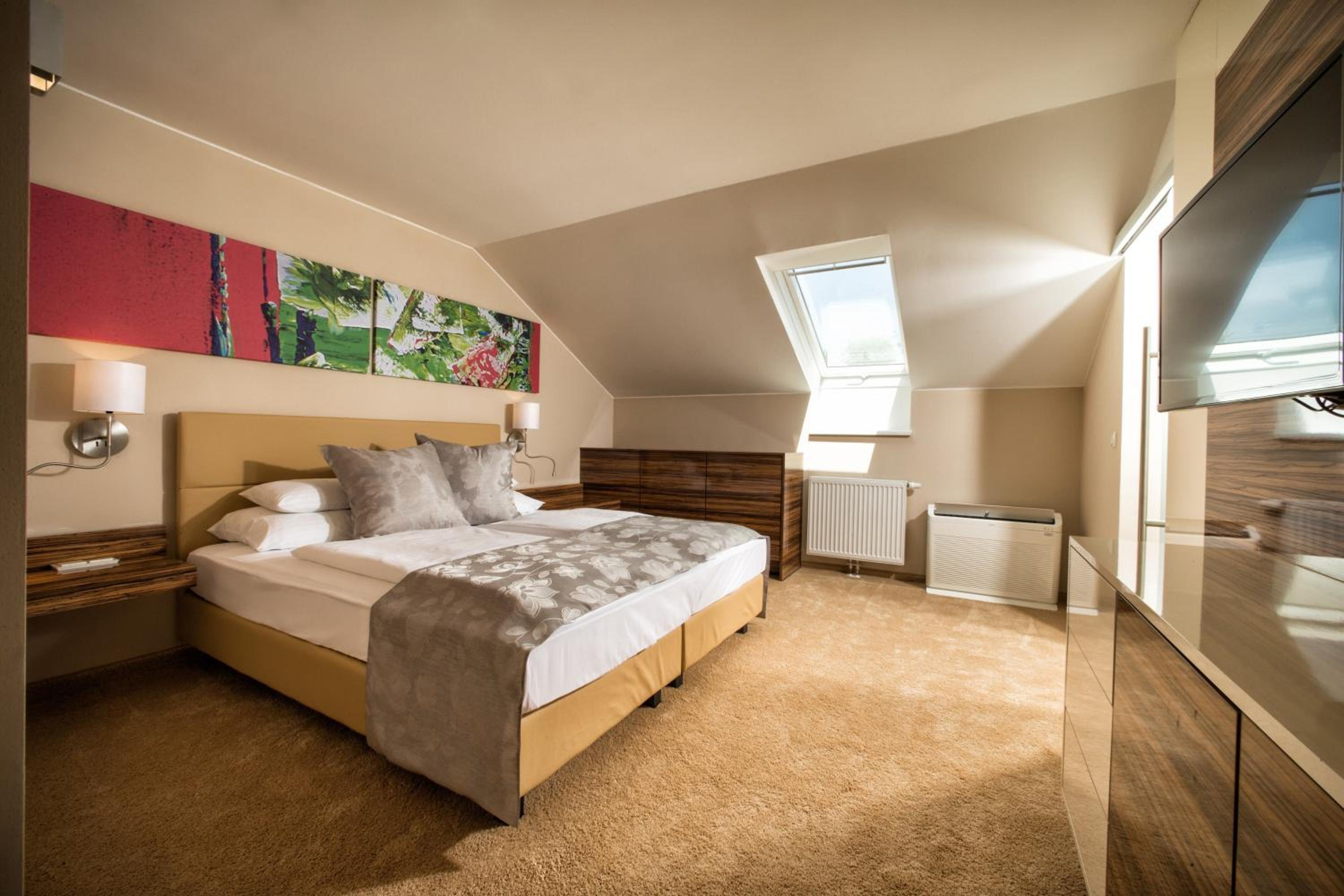 Suite Contessa with Thermal Bath Access photo 1