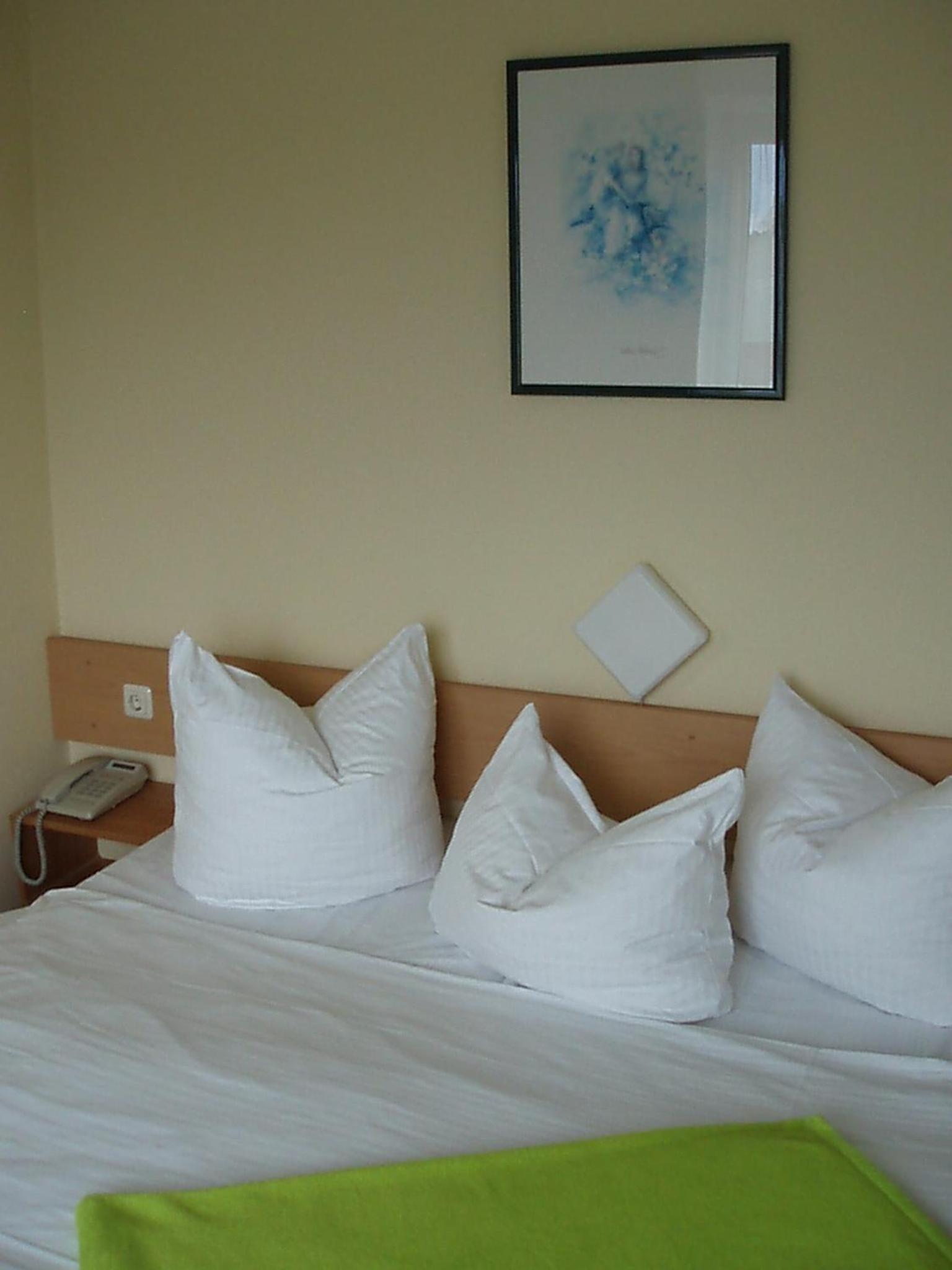 One-Bedroom Apartment with Balcony photo 2