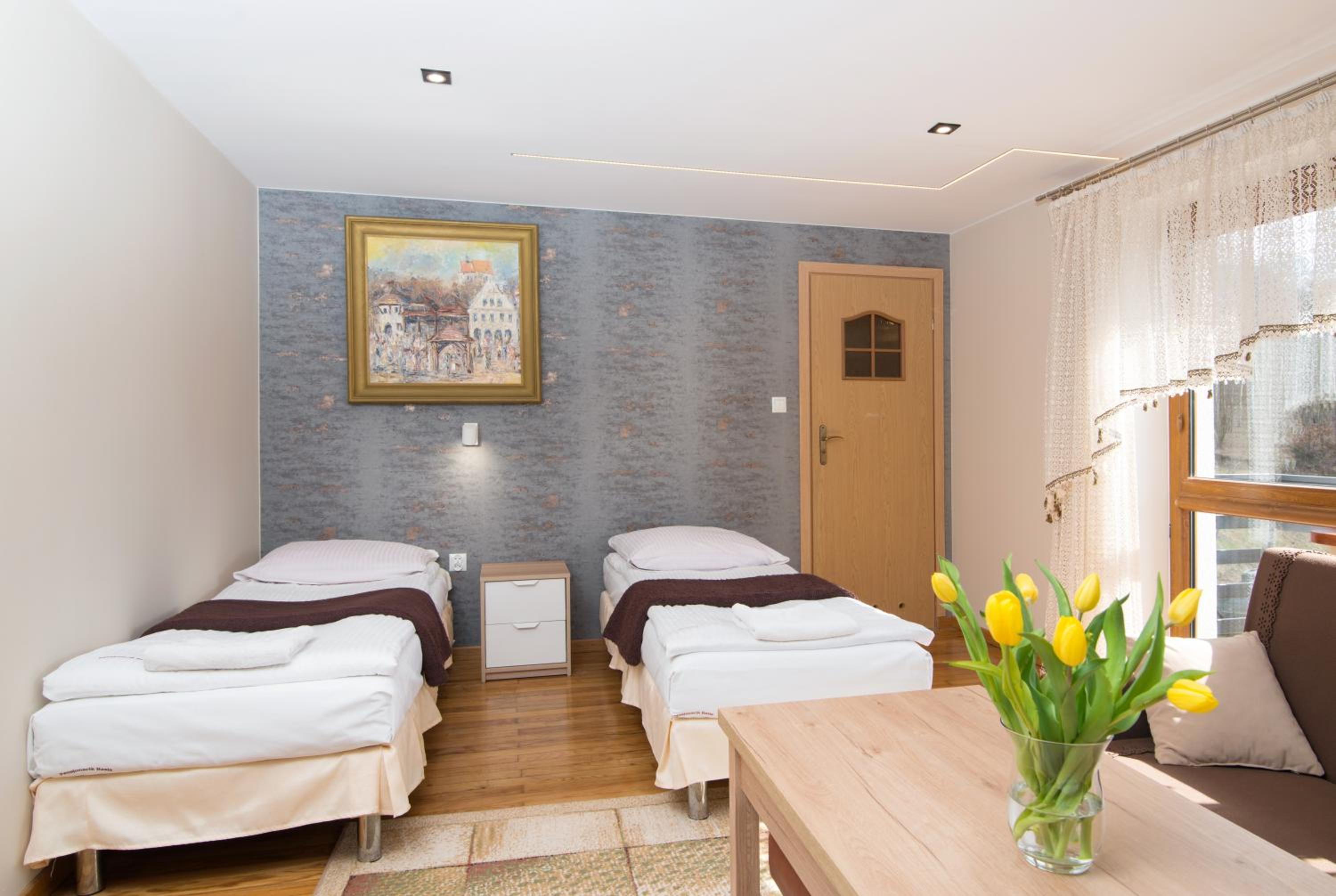 Quadruple Room with Balcony photo 3