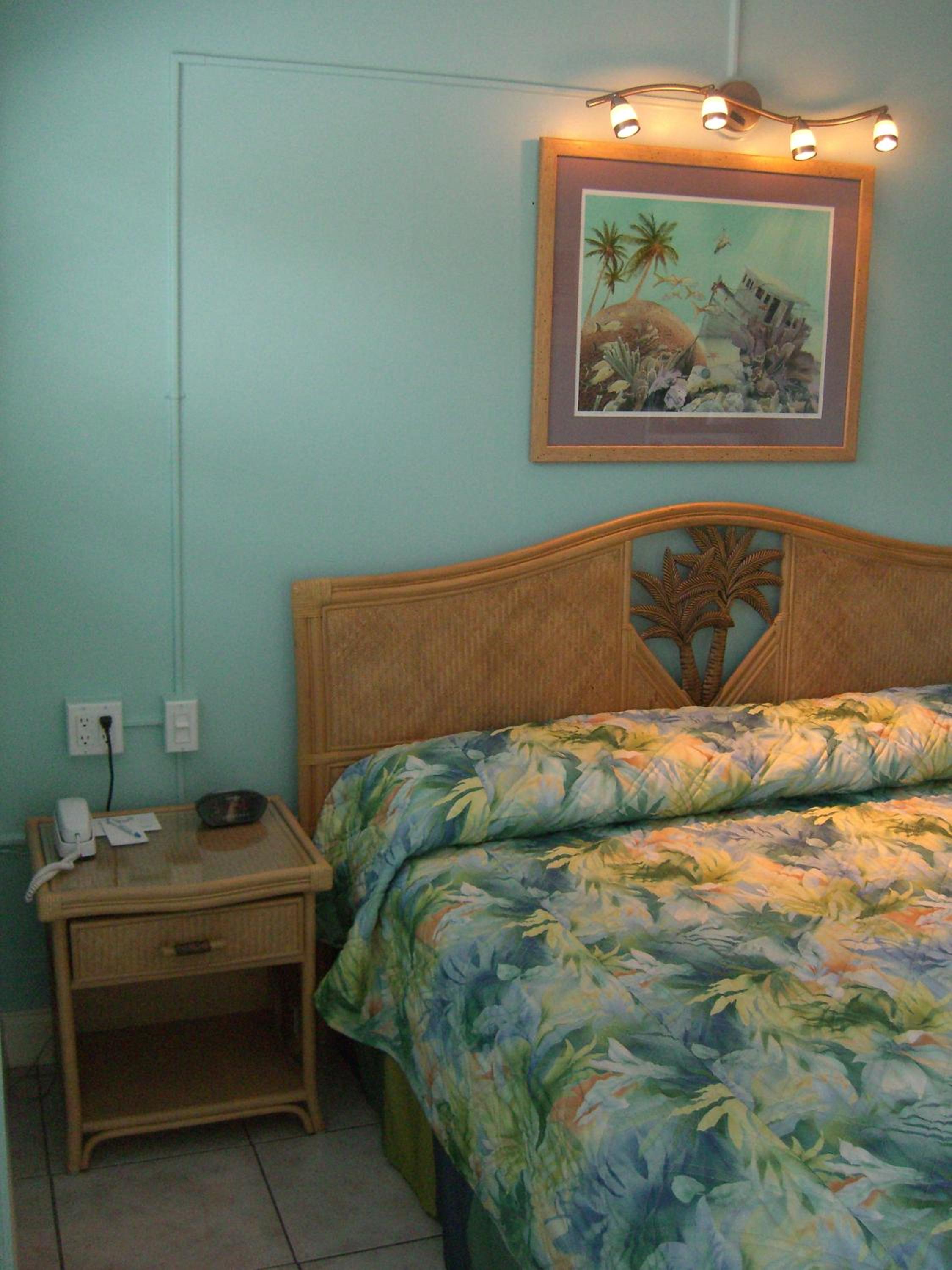 Standard Queen Room - Photo 2