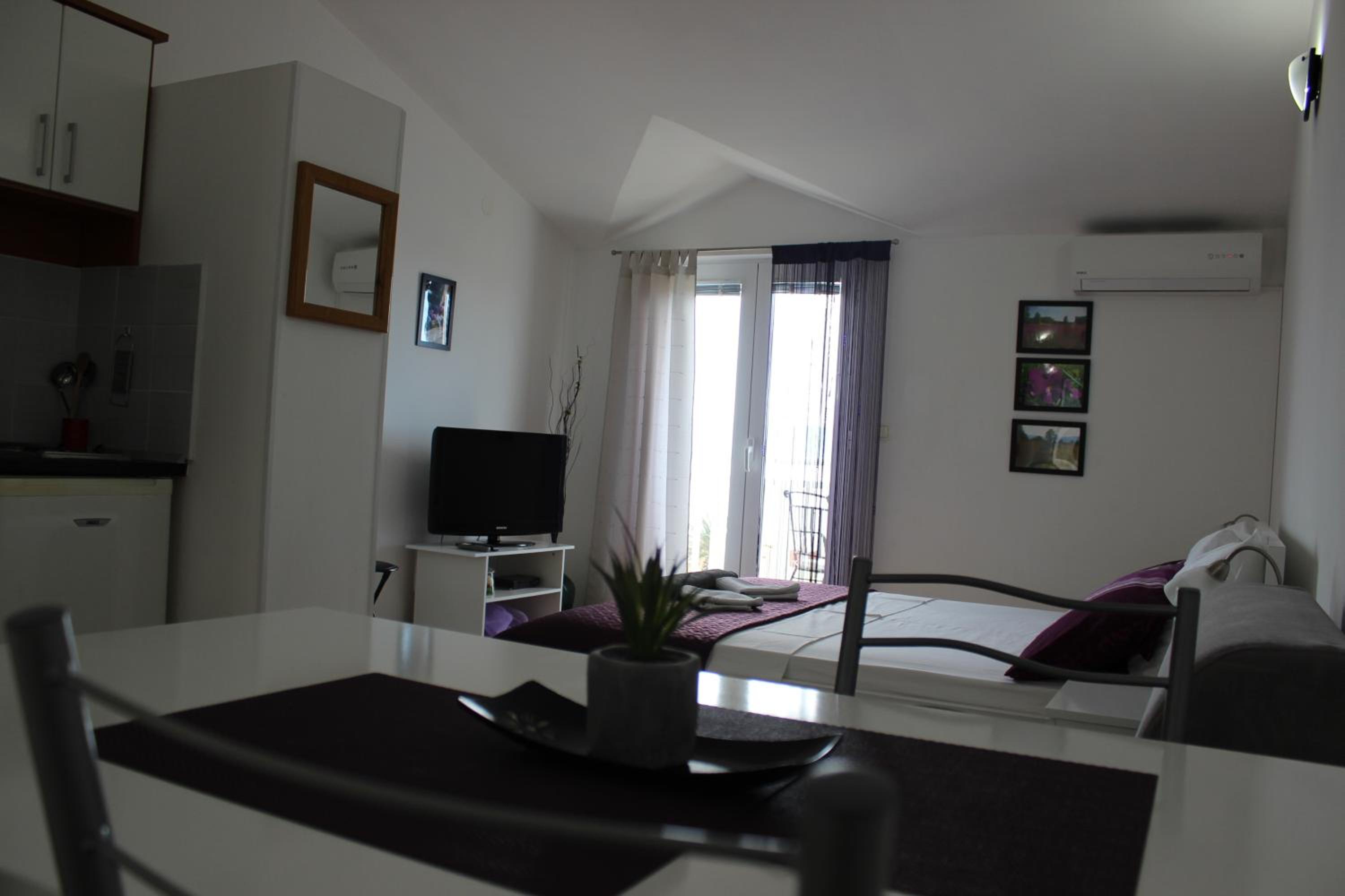 Studio with Sea View