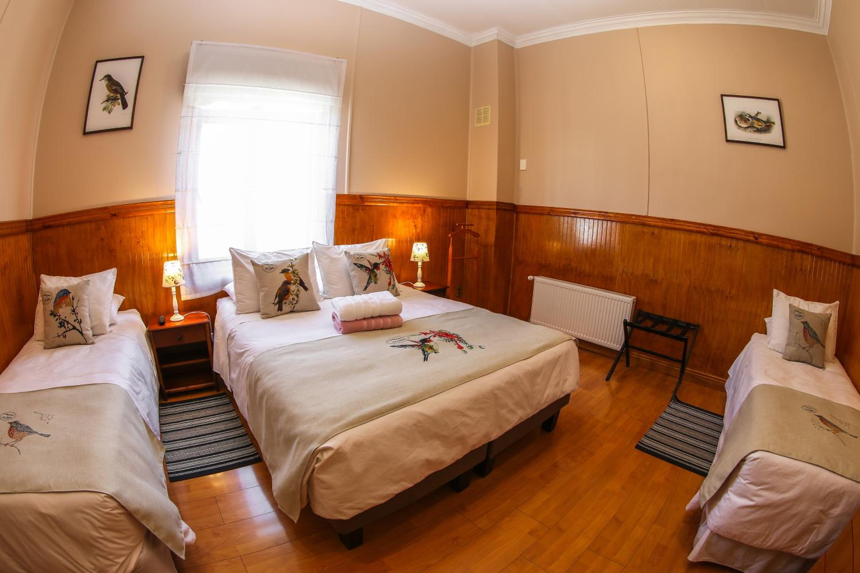 Triple Room with Private Bathroom photo 3