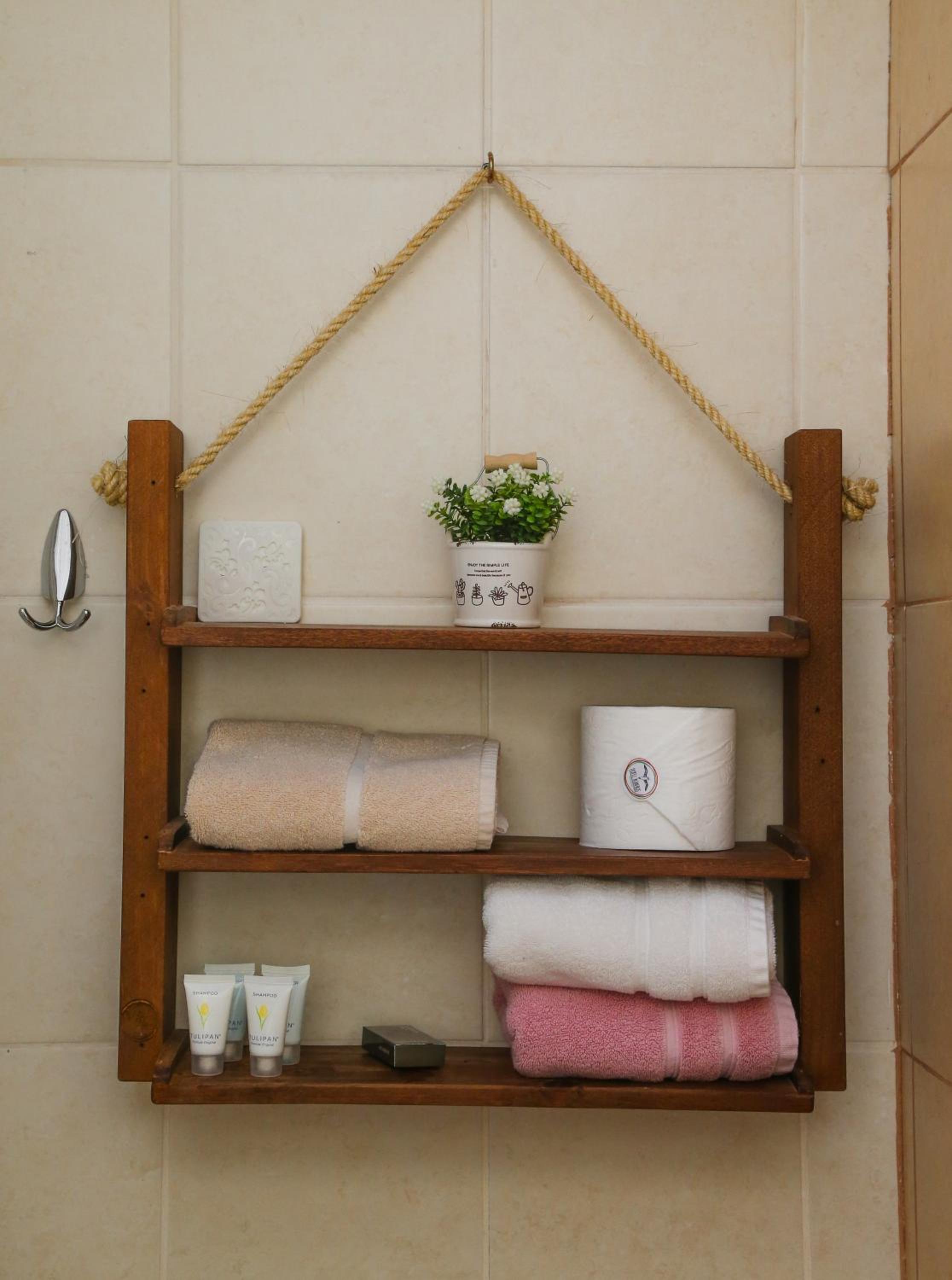 Single Room with Private Bathroom photo 3