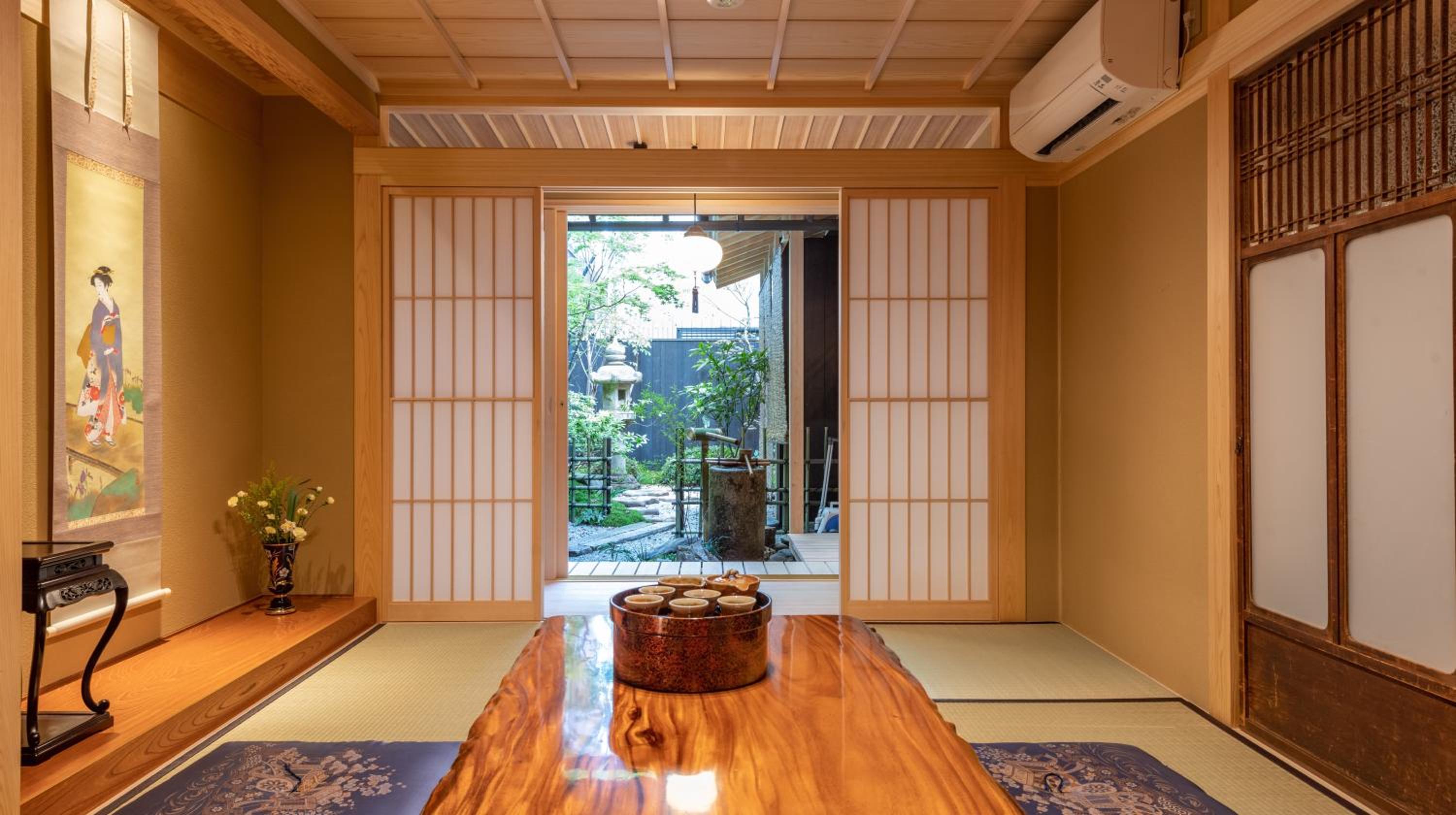 Three-Bedroom House - Photo 29