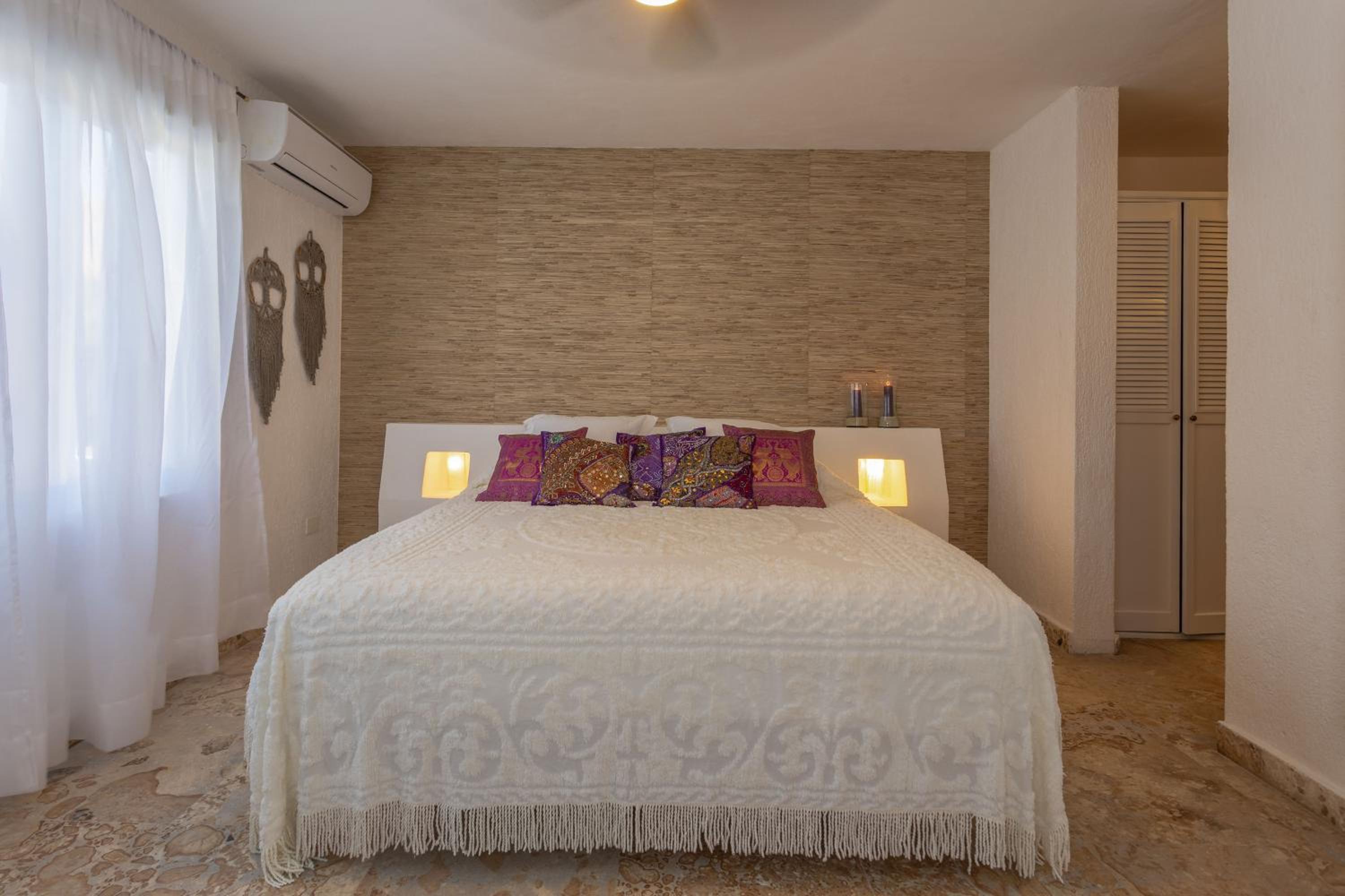 Suite with Sea View - Photo 9