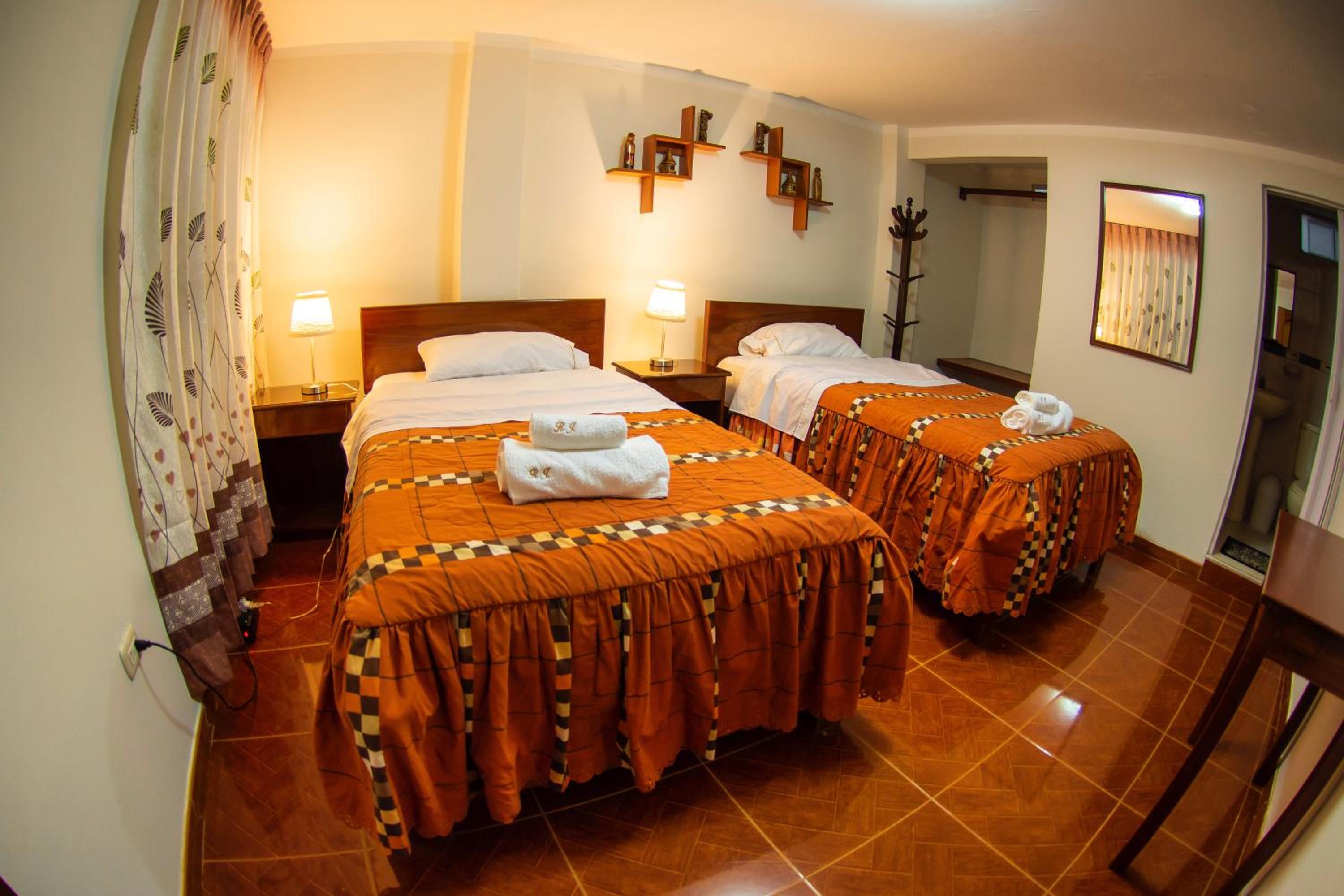 Twin Room with Private Bathroom photo 1