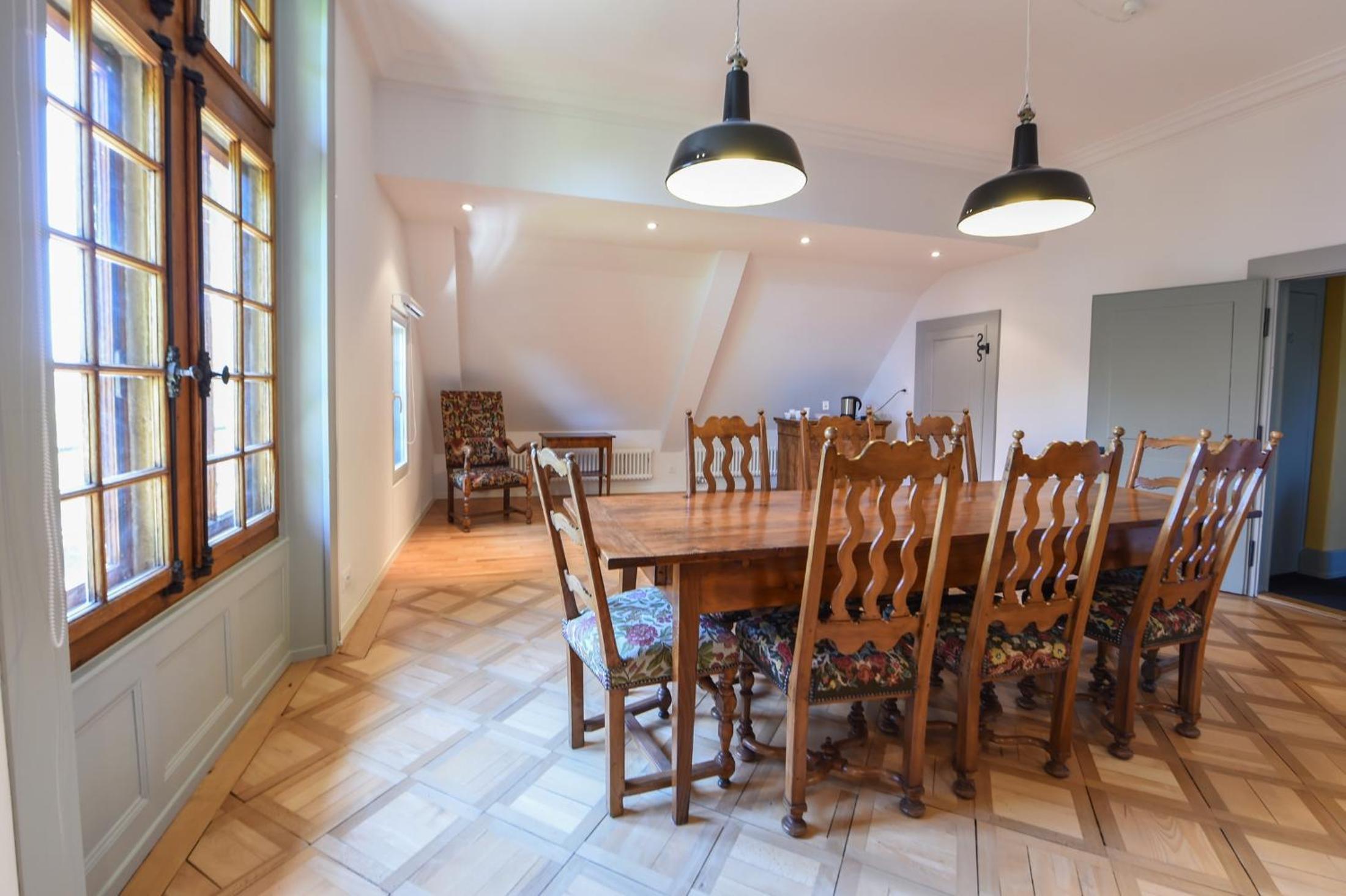 Four-Bedroom House photo 2