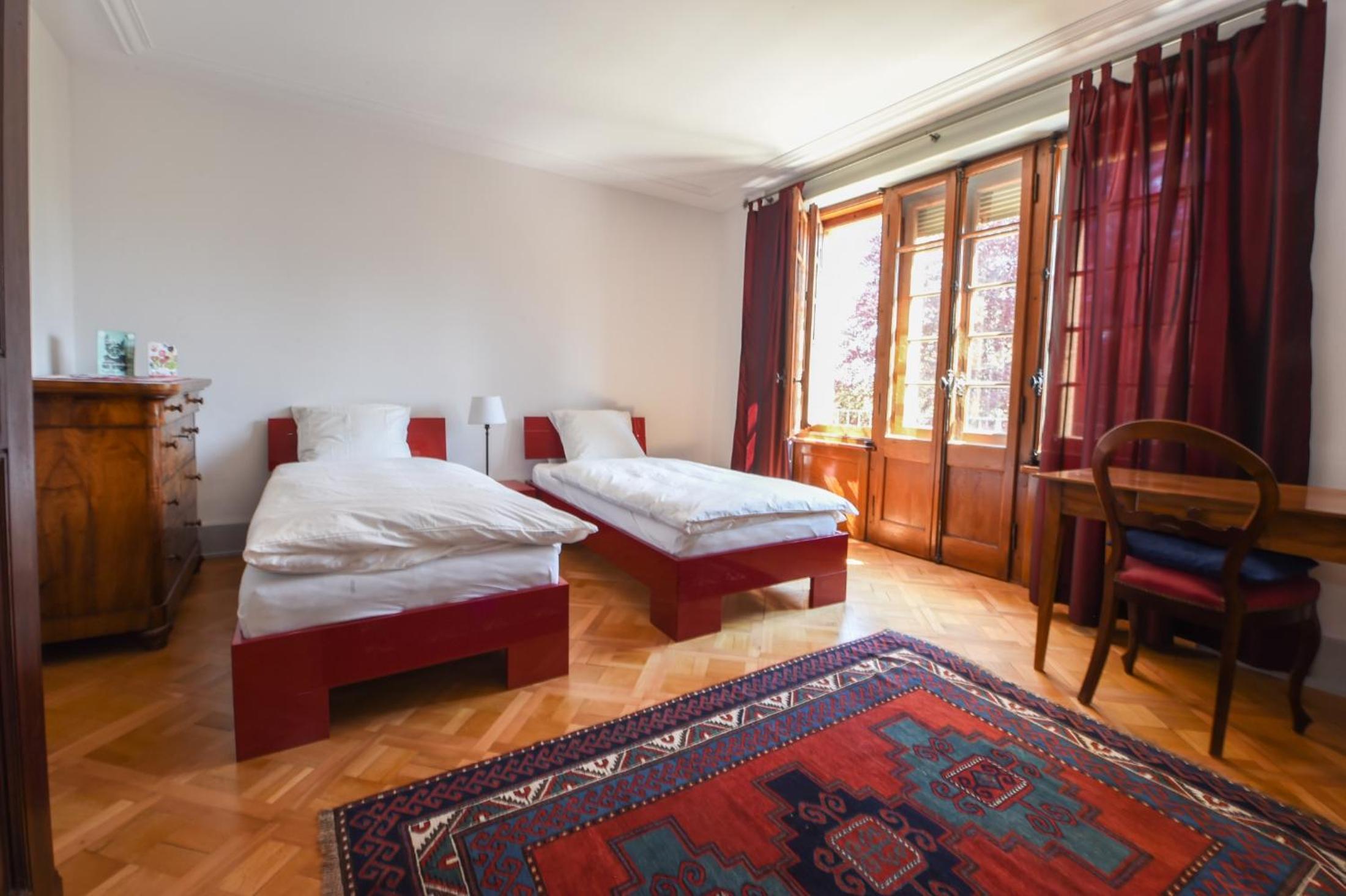 Four-Bedroom House photo 1