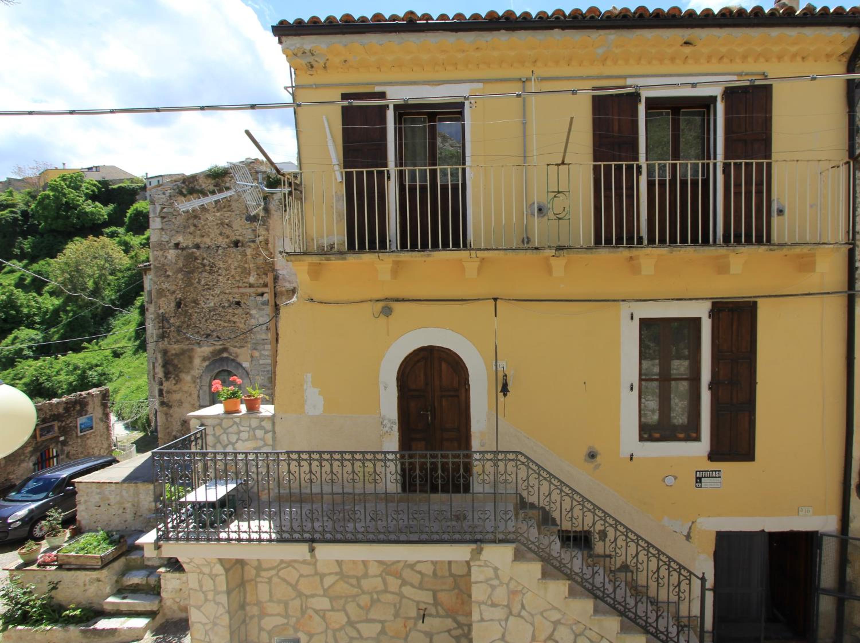 Three-Bedroom Villa photo 2