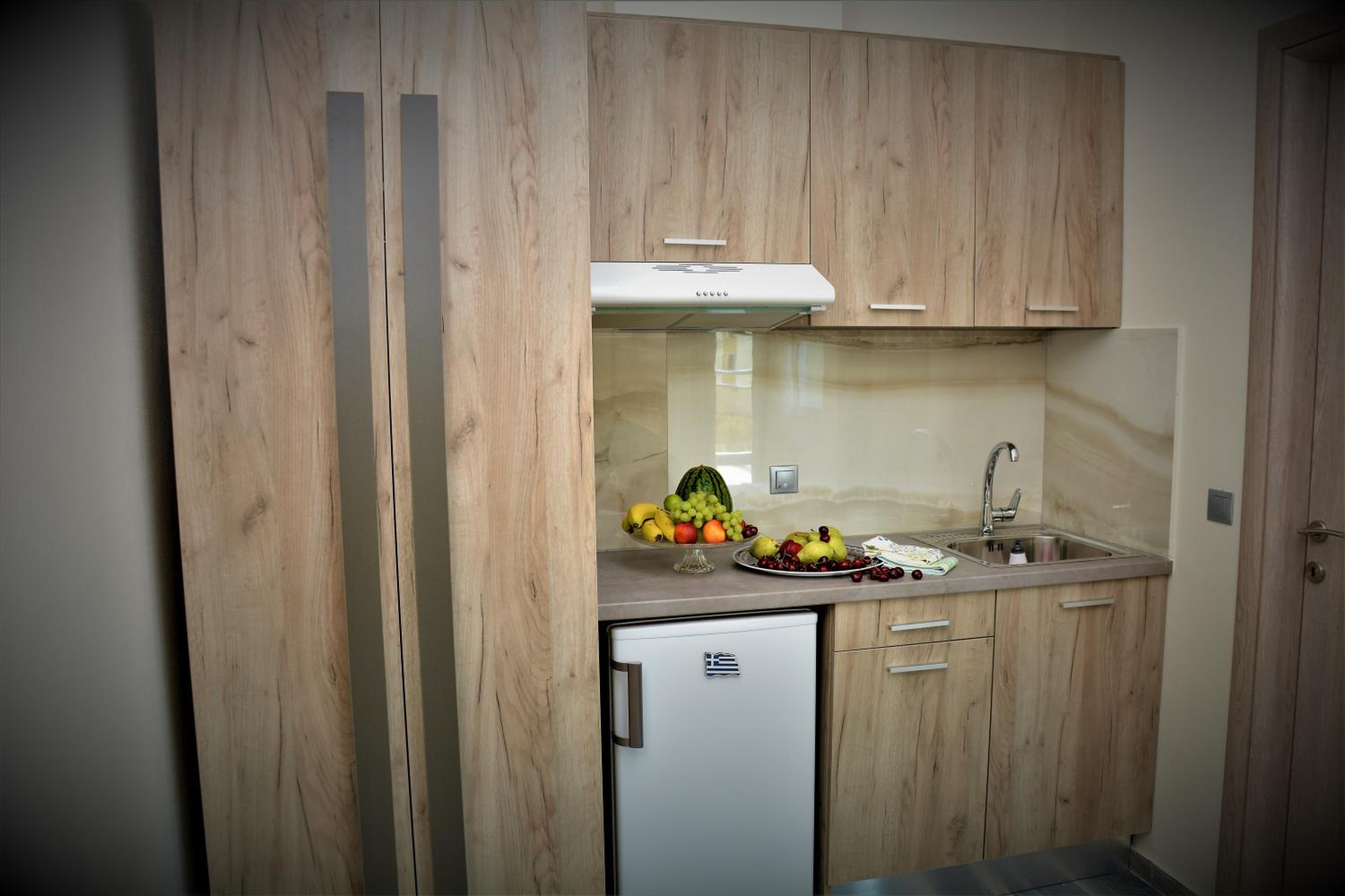 Studio - Split Level - Photo 5