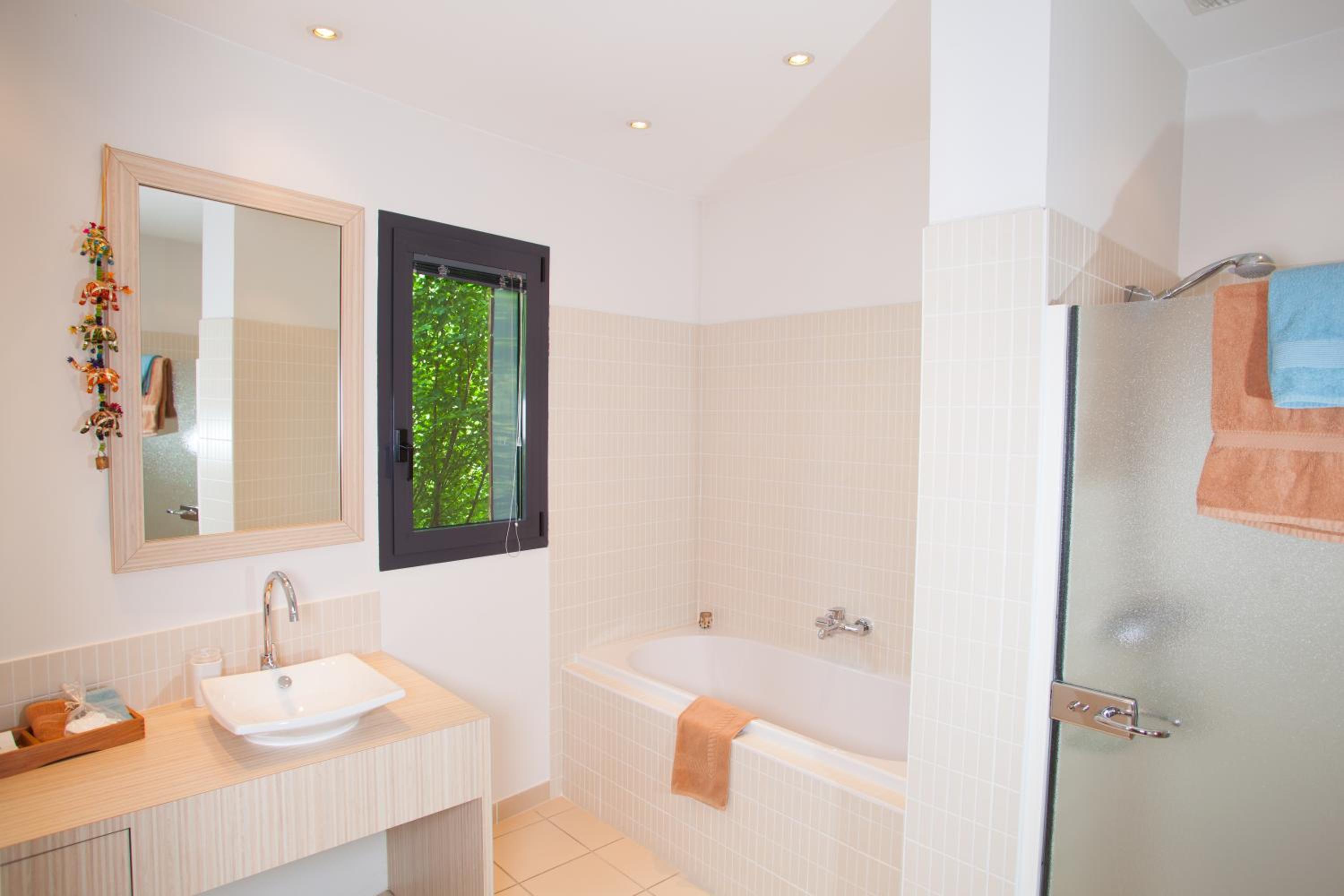 Triple Room with Garden View photo 3