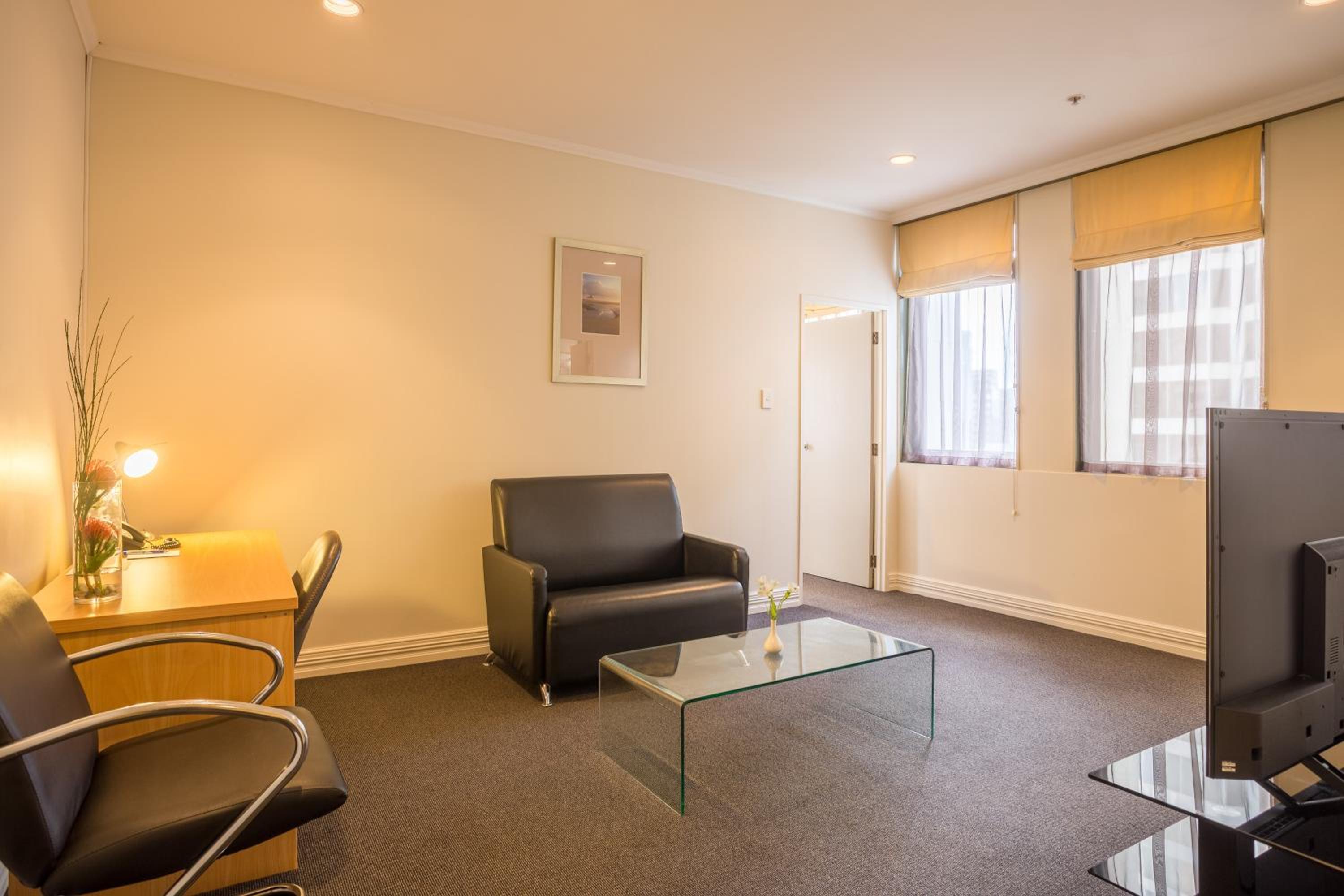 1 Bedroom Apartment - Photo 1