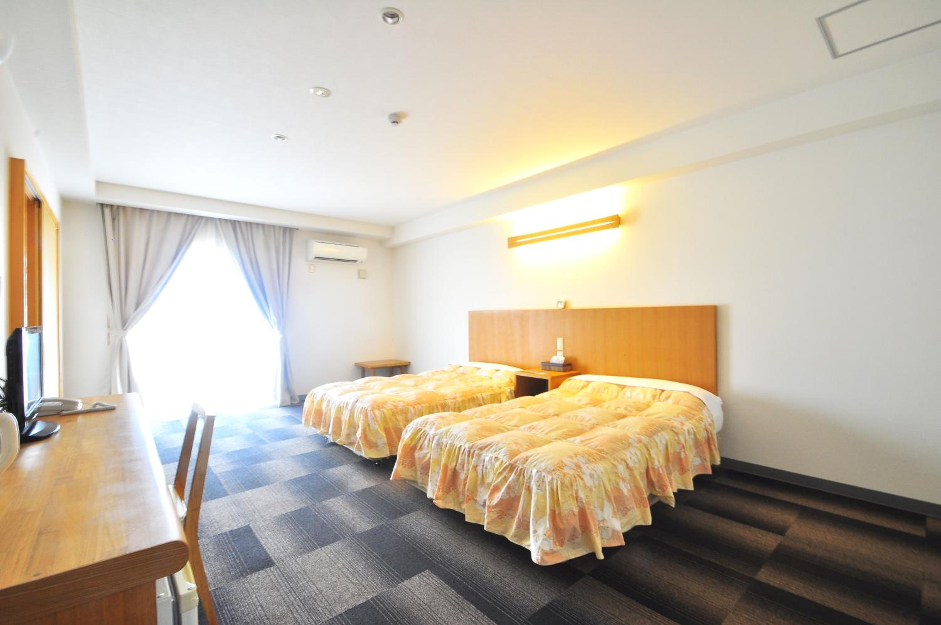 Standard Twin Room photo 1