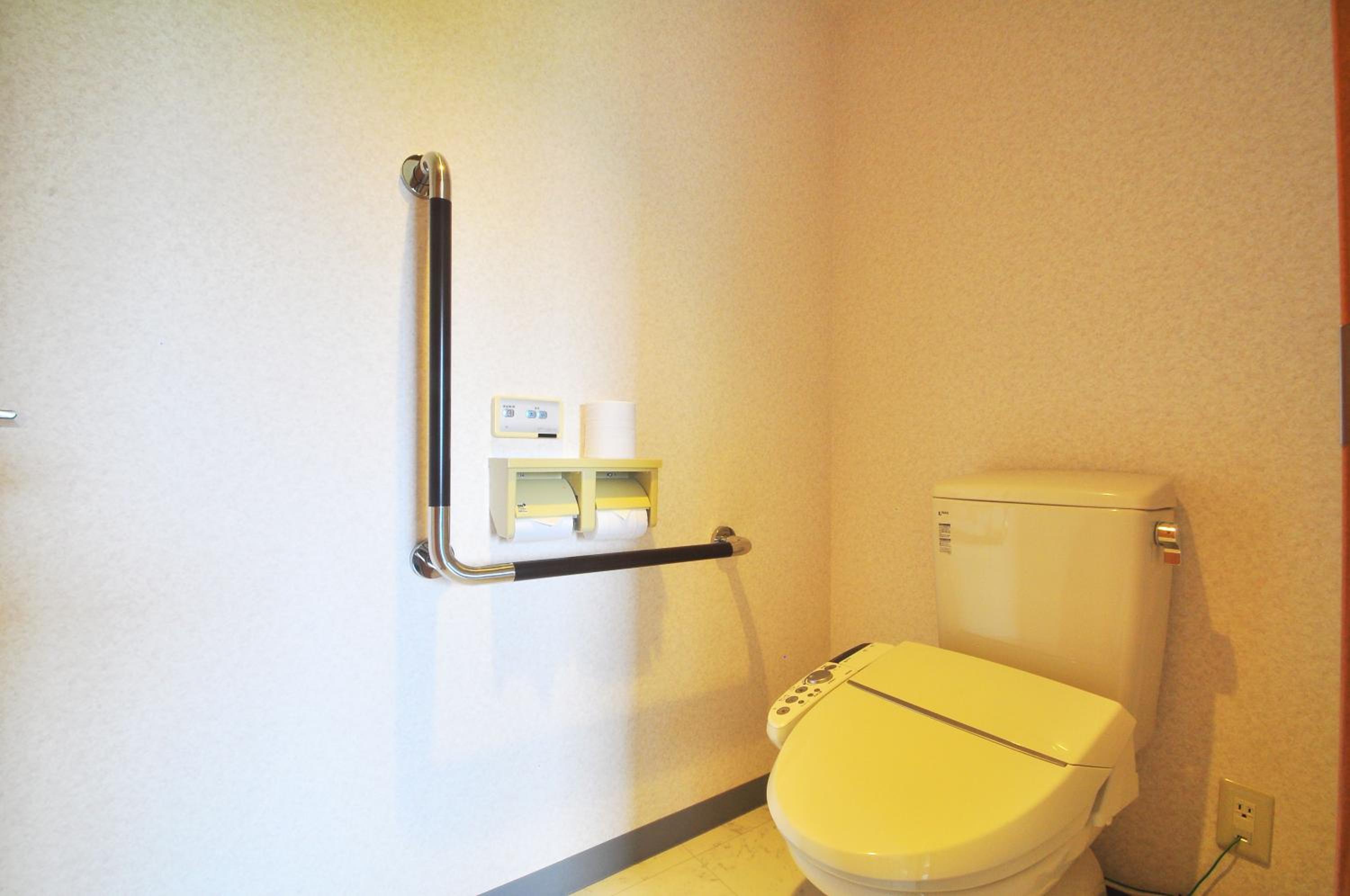 Standard Twin Room photo 2