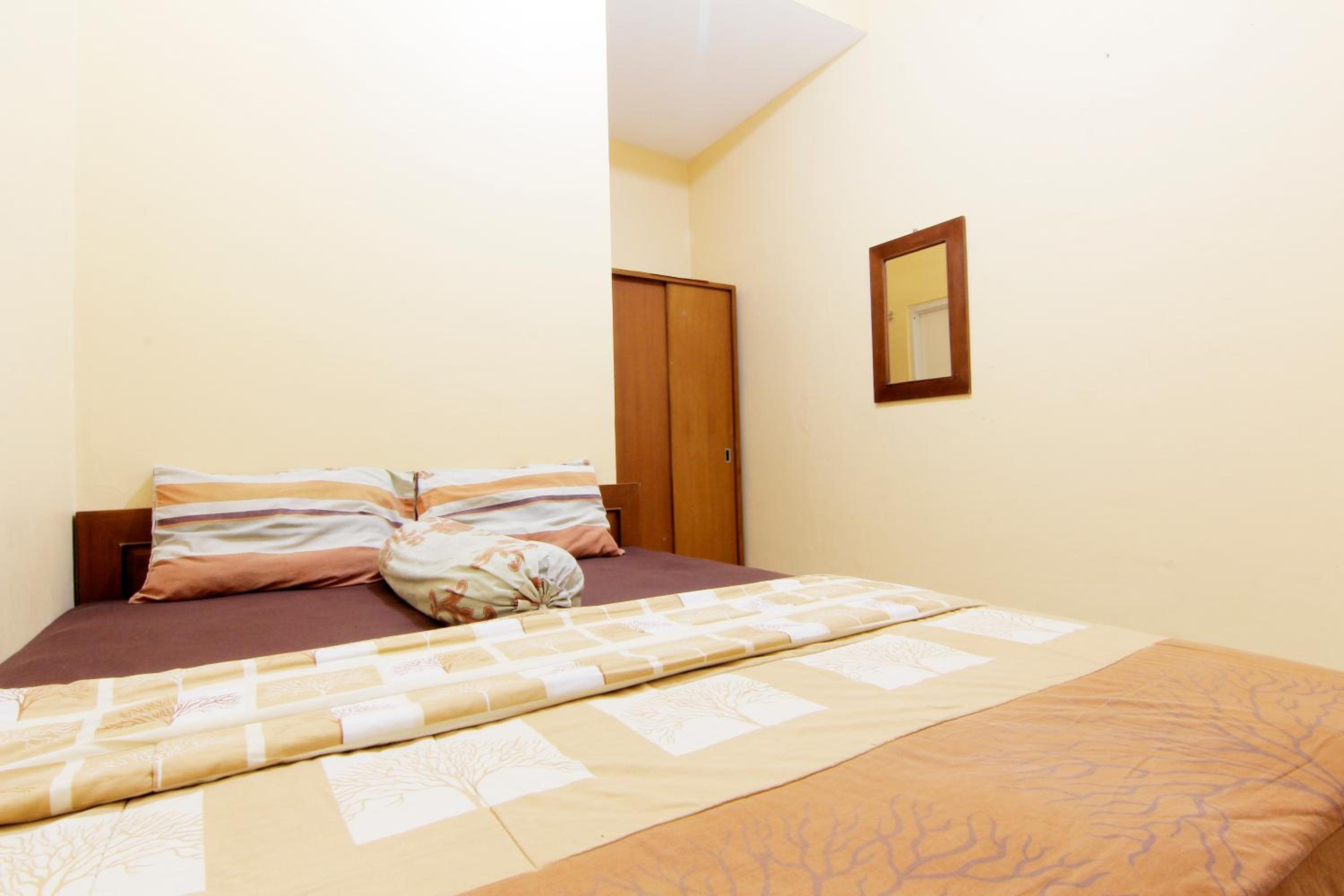 Standard Double Room - Photo 22