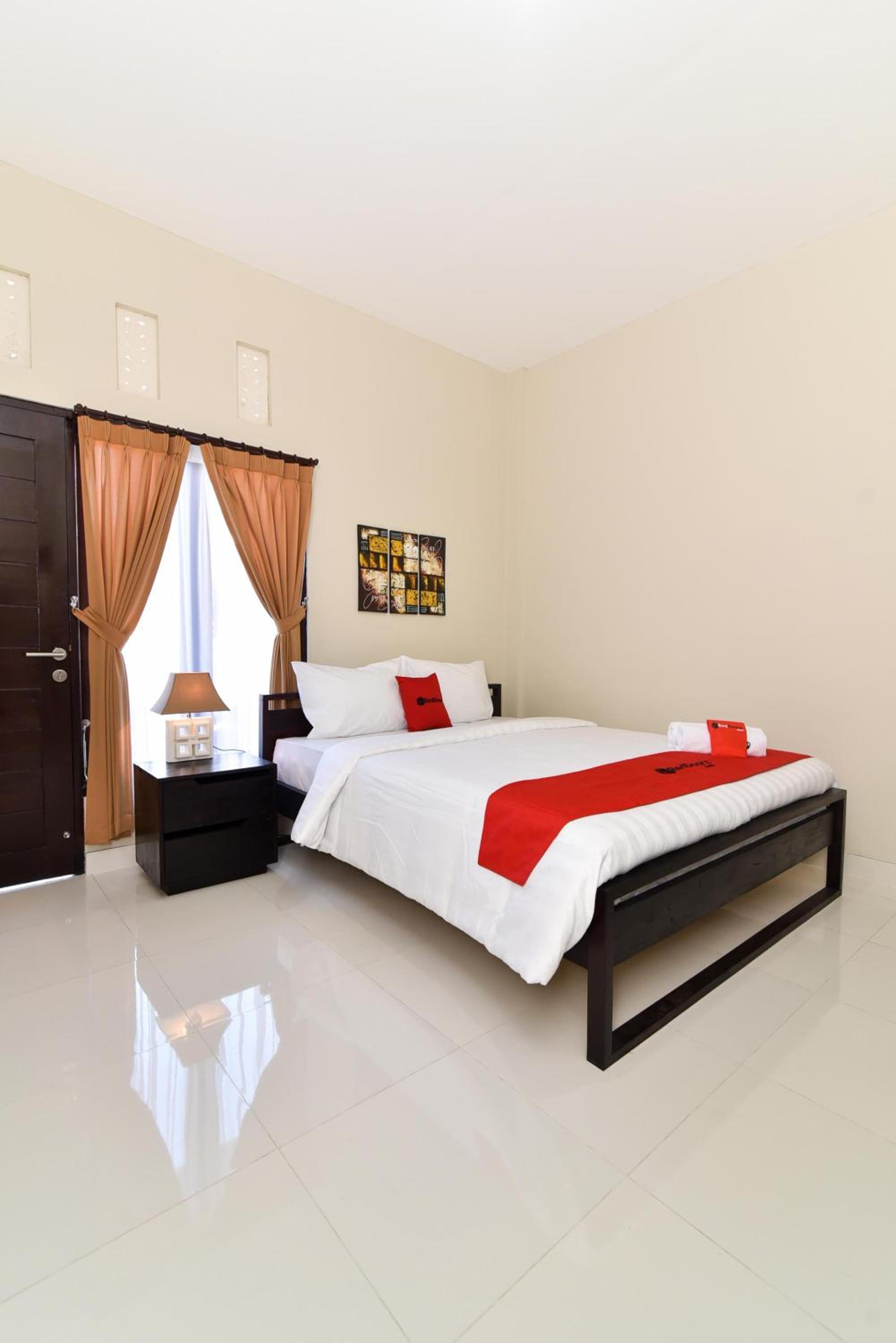 Double Room - Photo 9