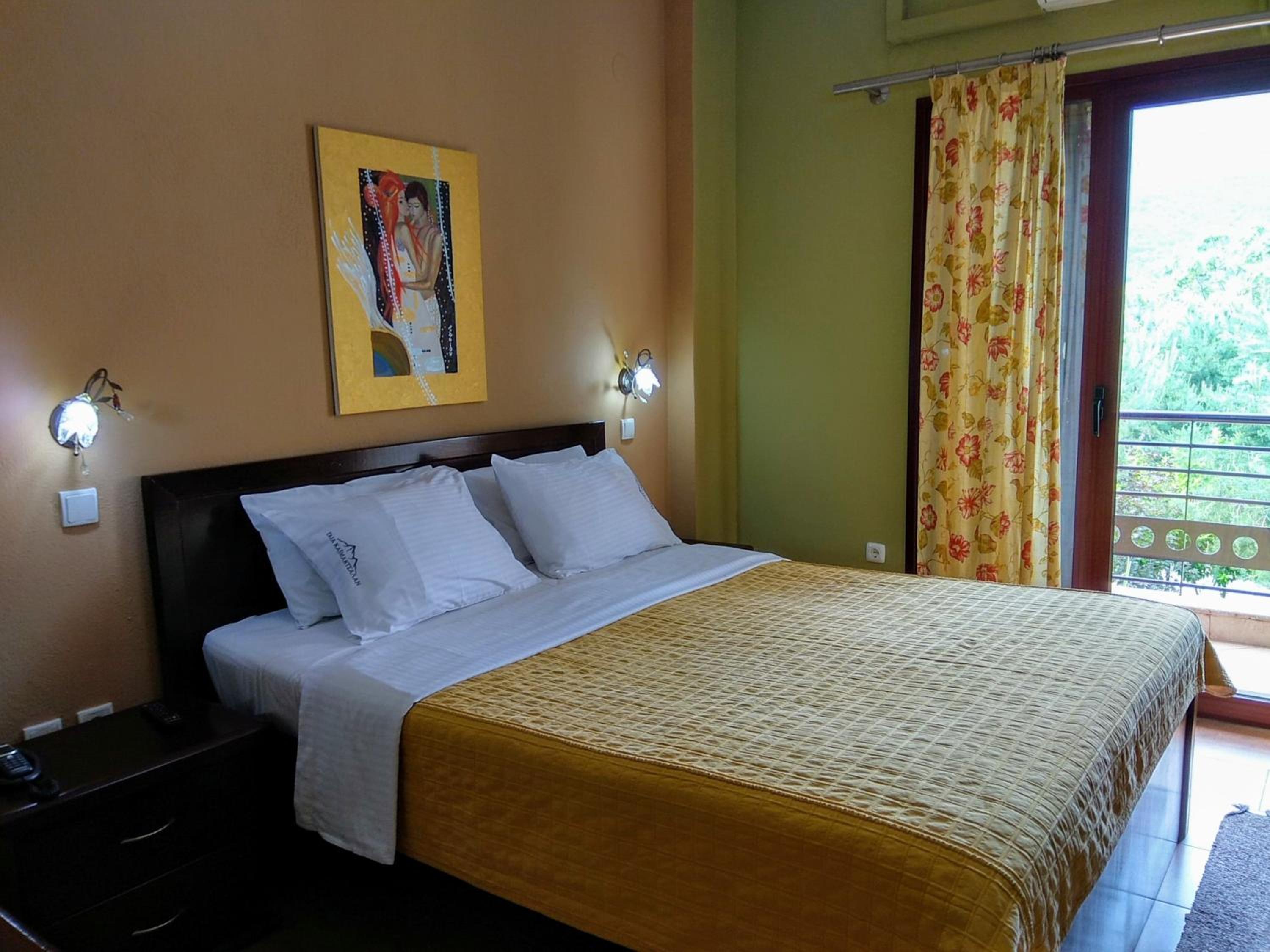 Double Room - Photo 17