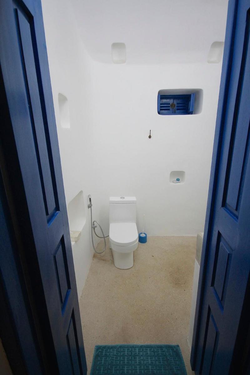 Double Room with Shared Bathroom photo 3