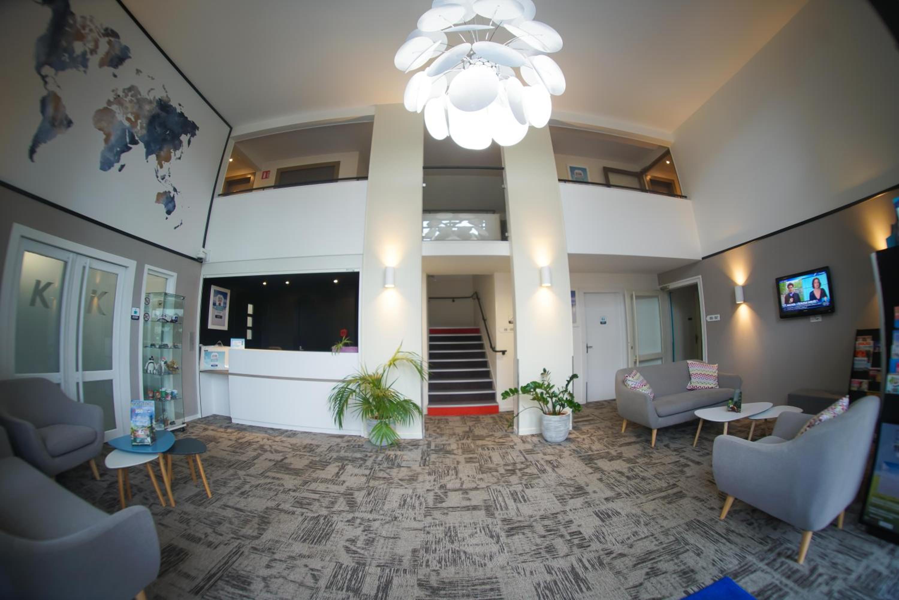 Double Room - Photo 11