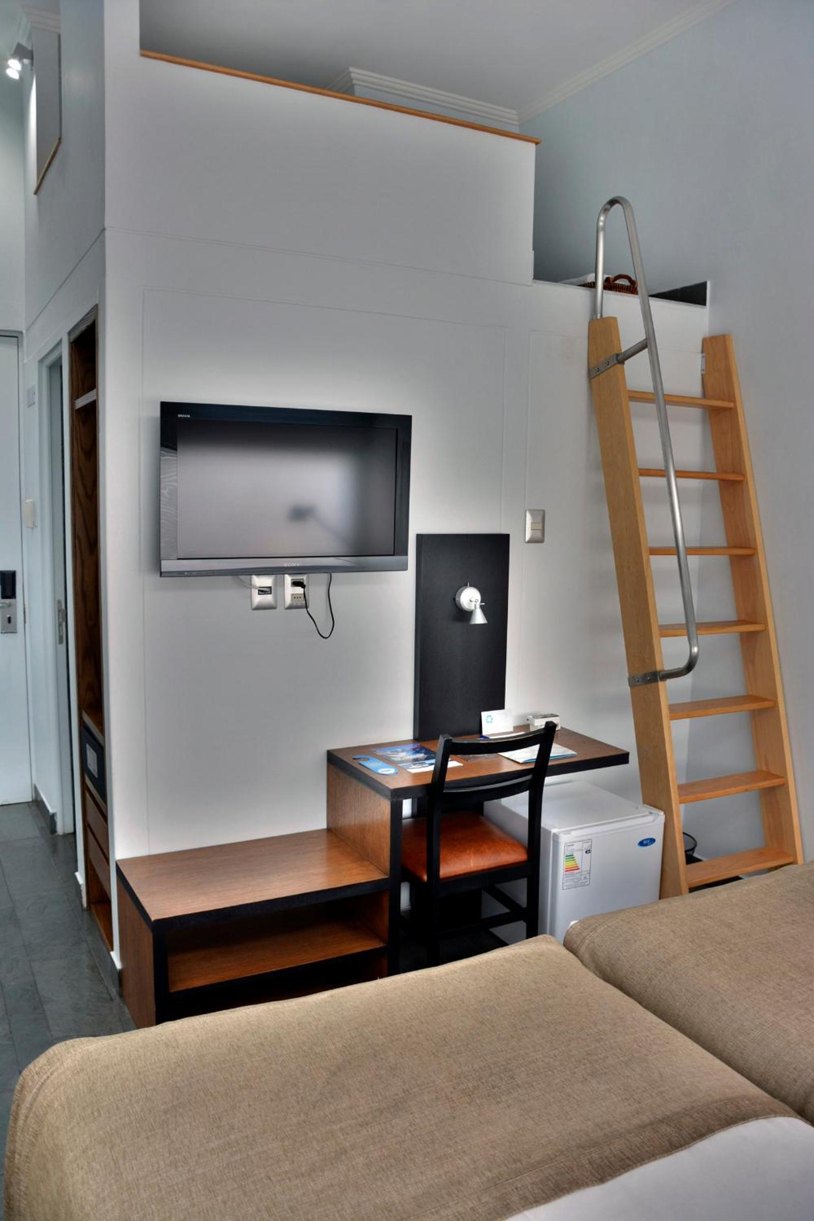Standard Double Room - Attic photo 3
