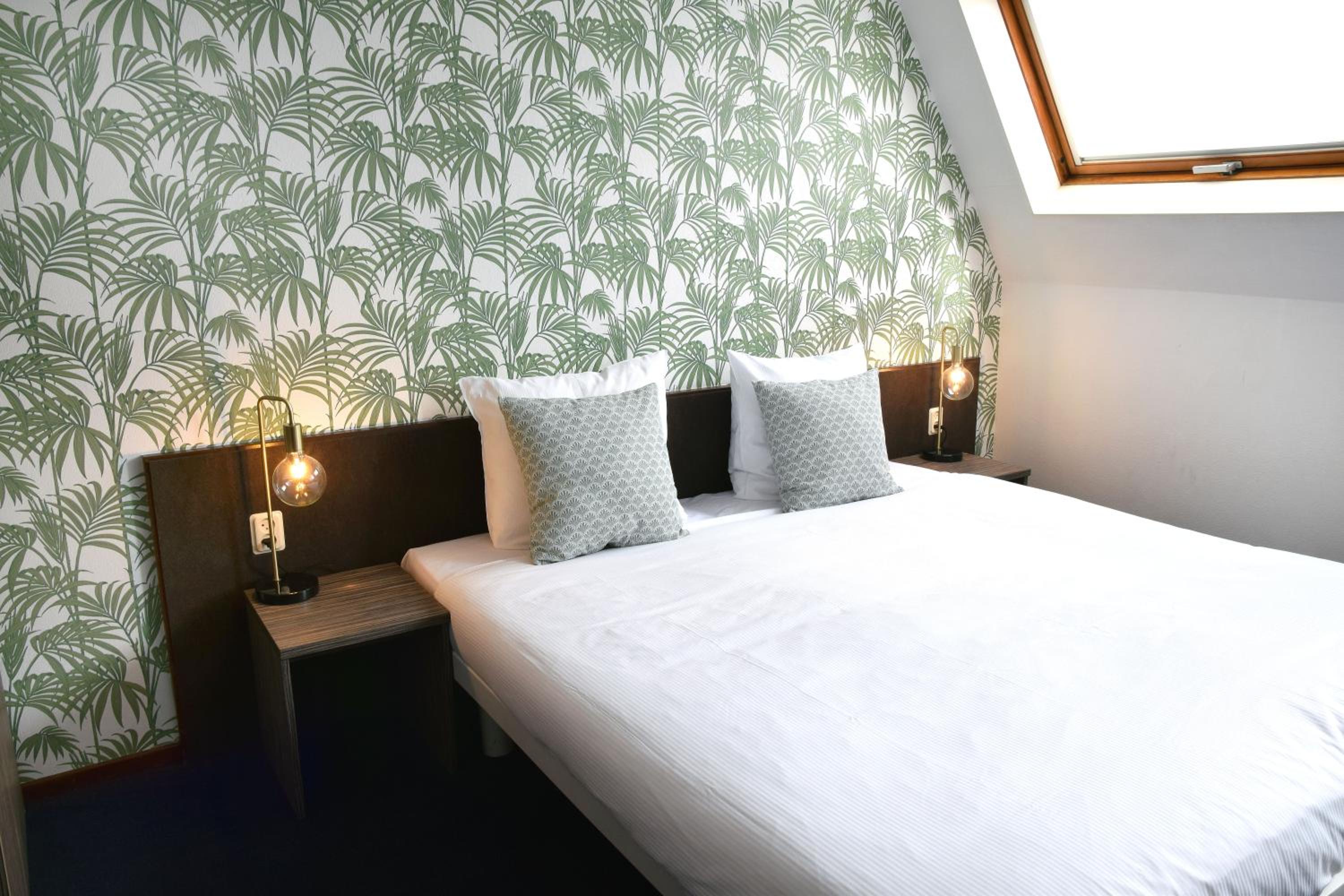 Small Double Room - Photo 1