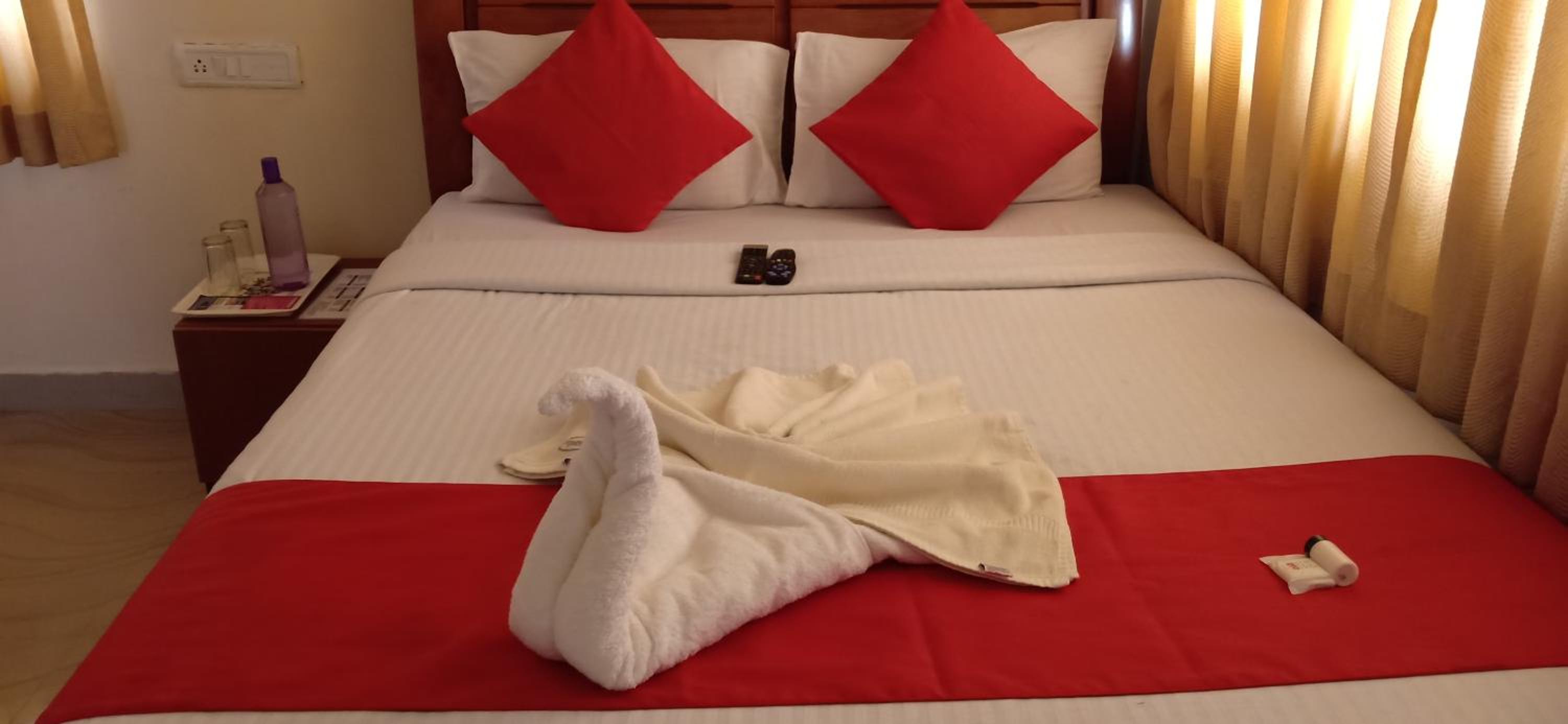 Double Room with Mountain View - Photo 10