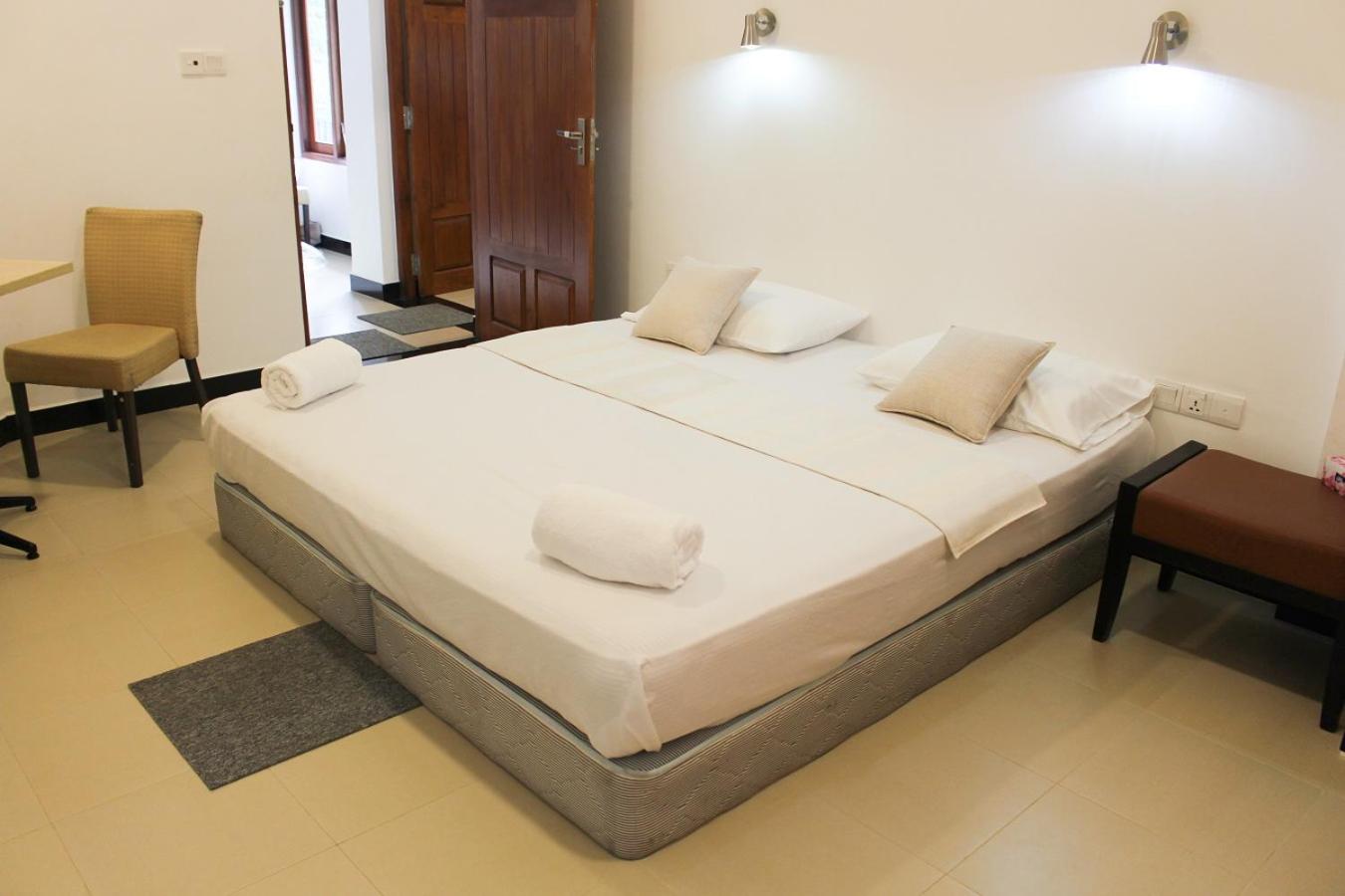 Standard Double Room photo 2