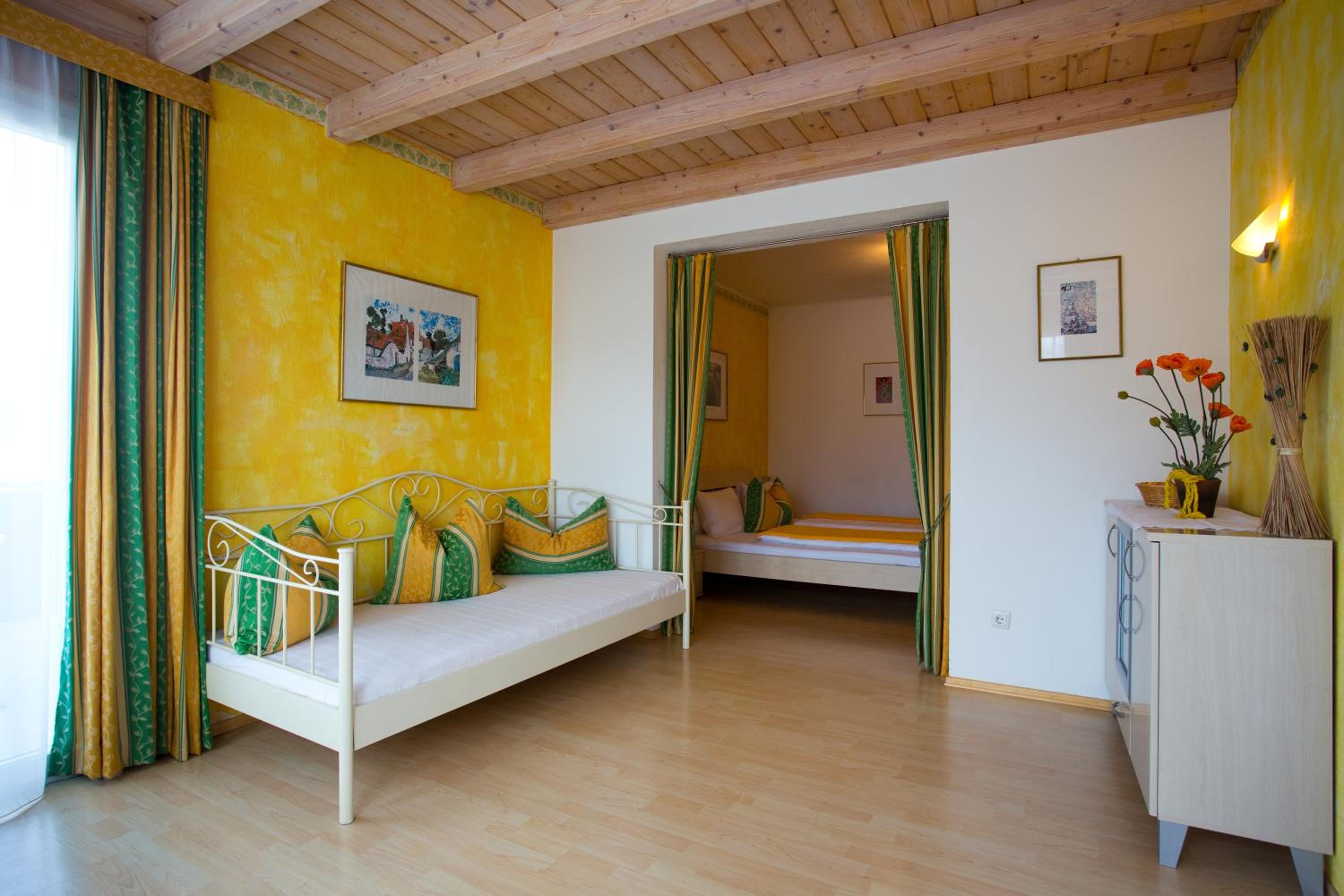 Family Room with Balcony photo 3