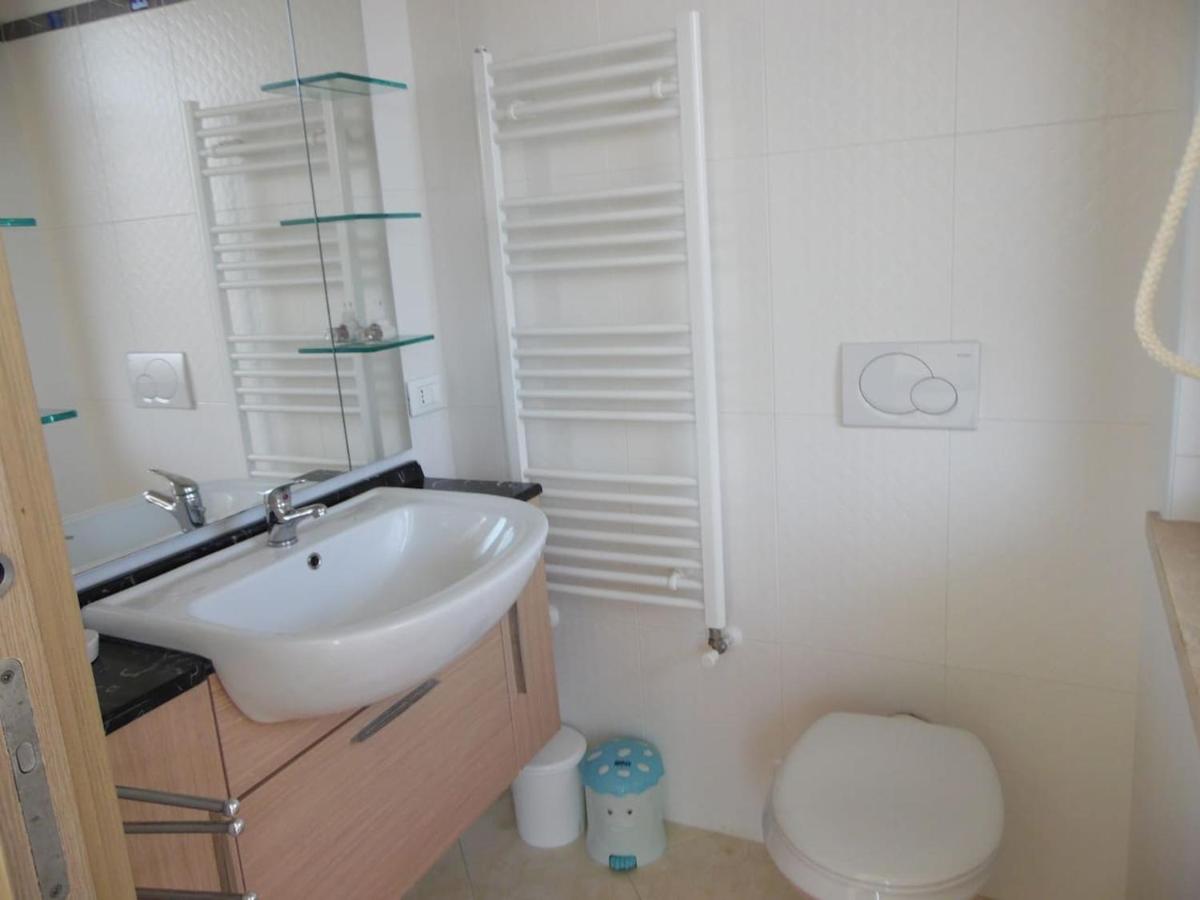 Villa photo 3