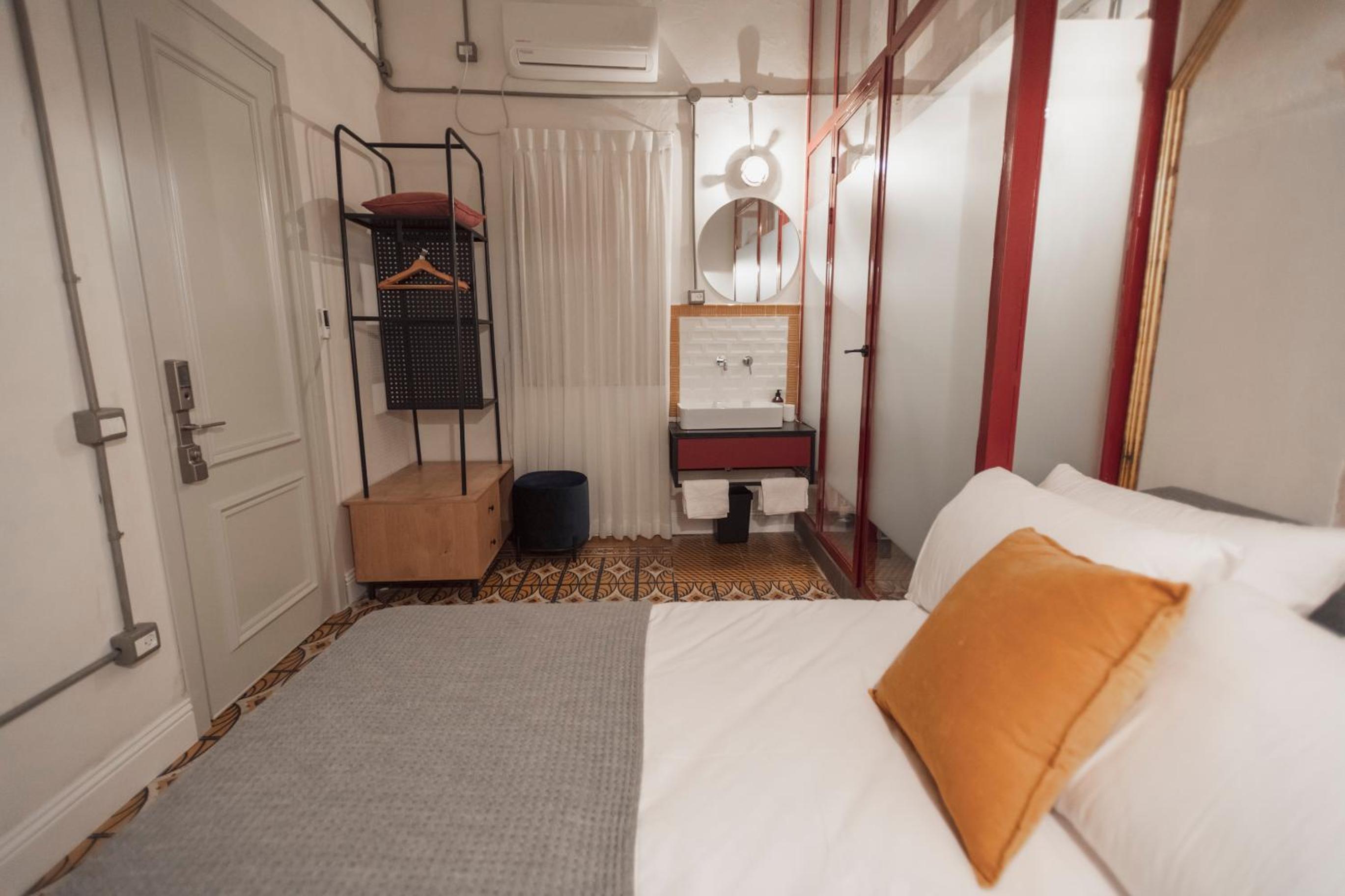 Double Room - Photo 3