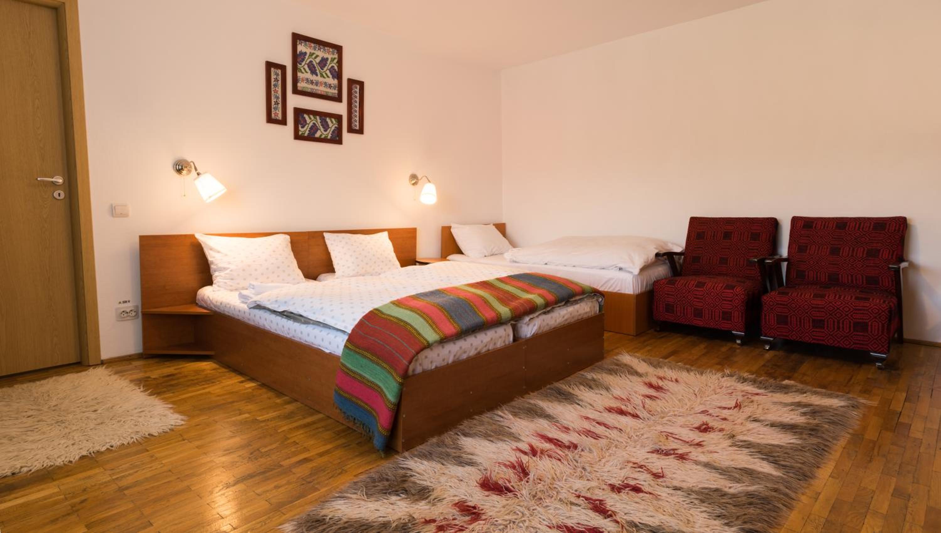 Triple Room with Private Bathroom