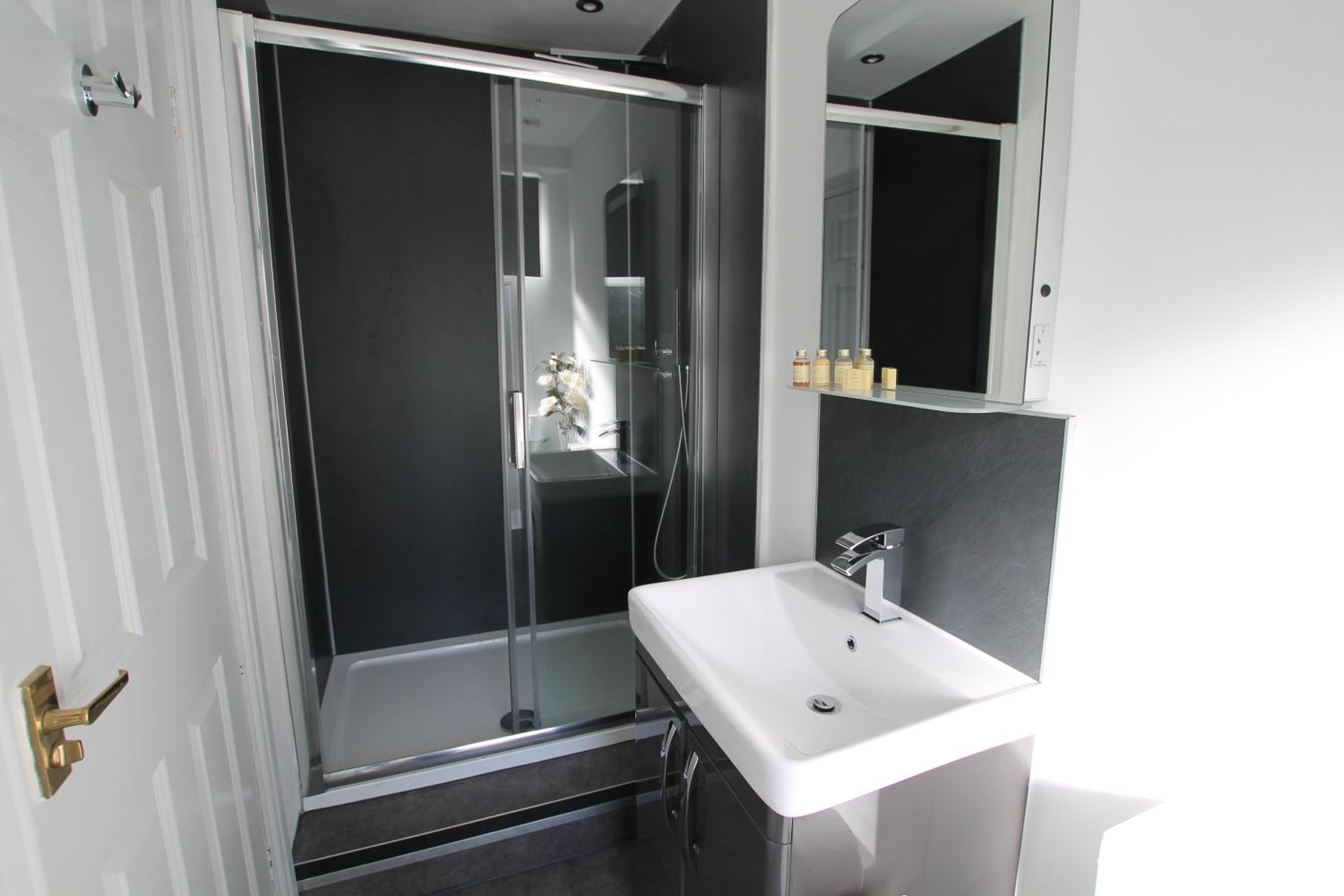 Superior Double or Twin Room - Photo 5