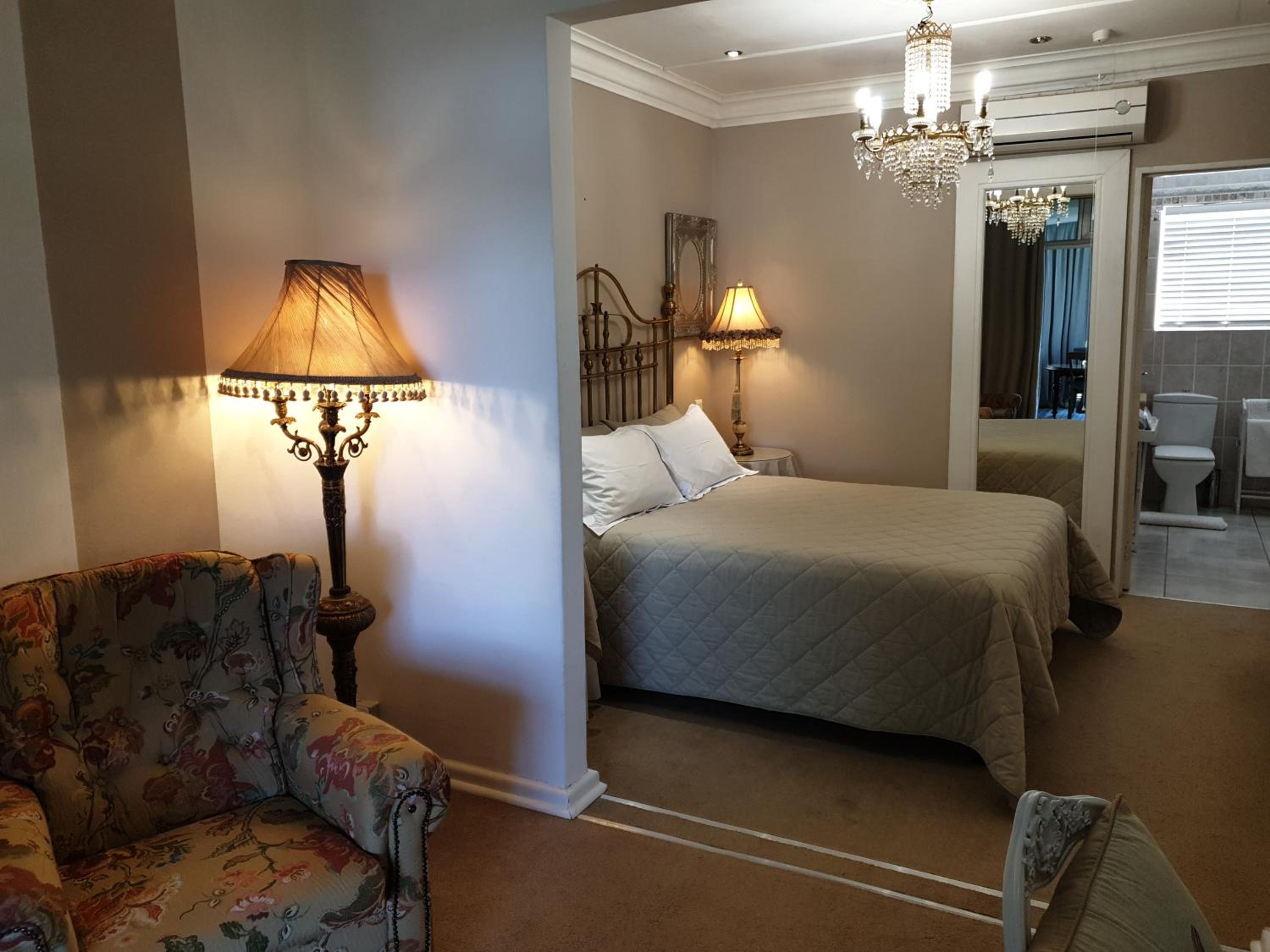 Honeymoon Suite B photo 2