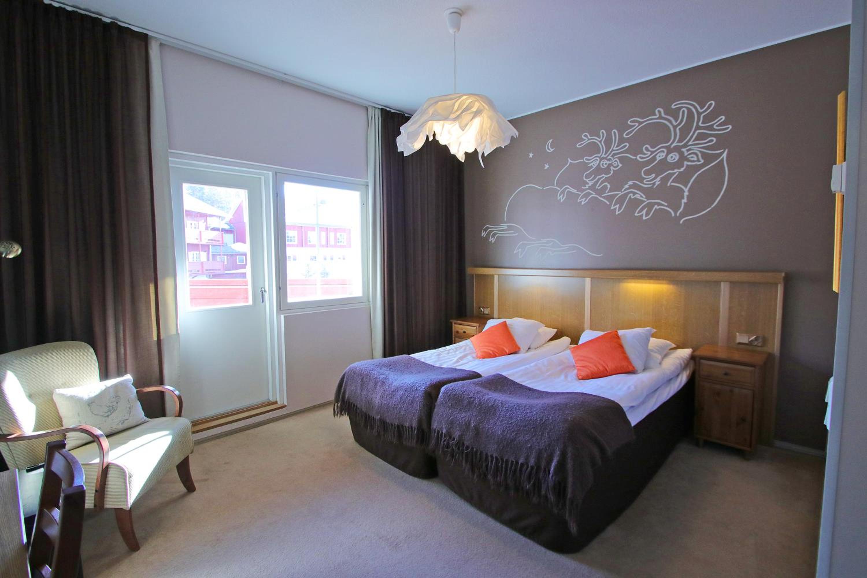 Standard Twin Room with Bath - Photo 3