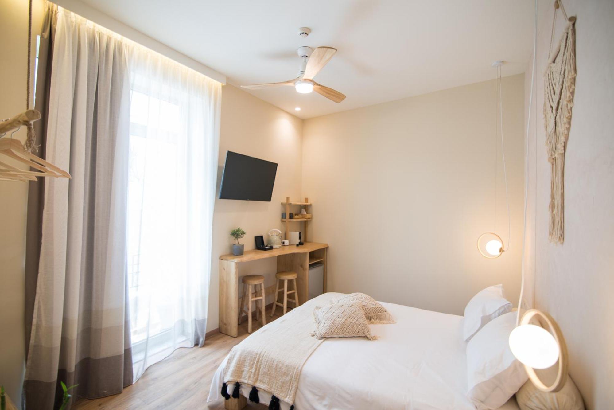 Deluxe Double Room with Balcony