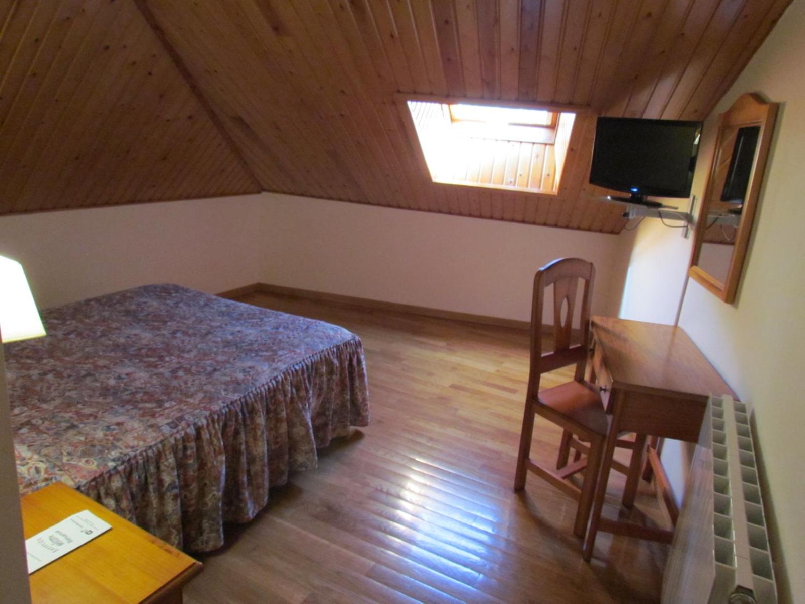 Double Room - Attic - Photo 3