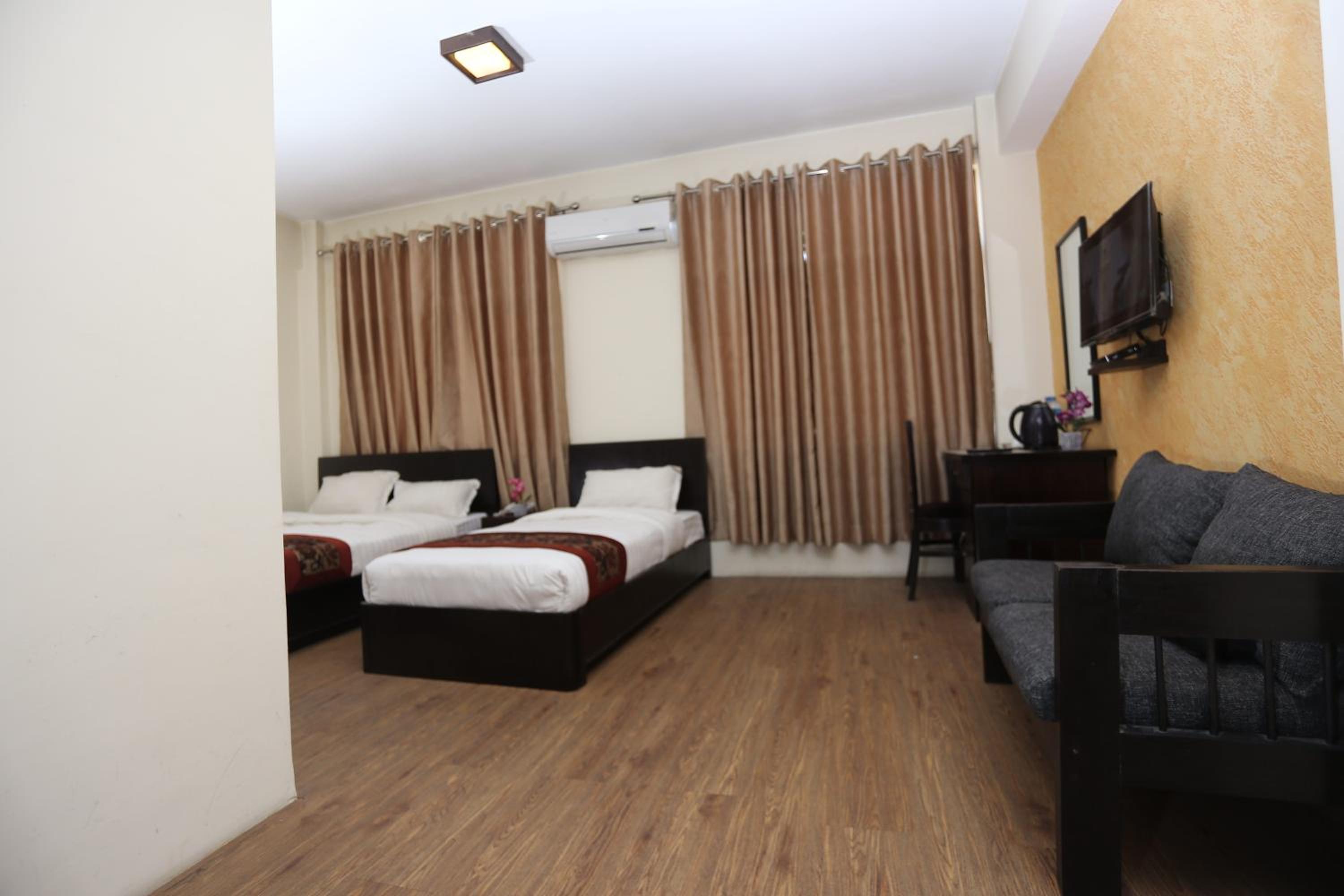 Junior Suite