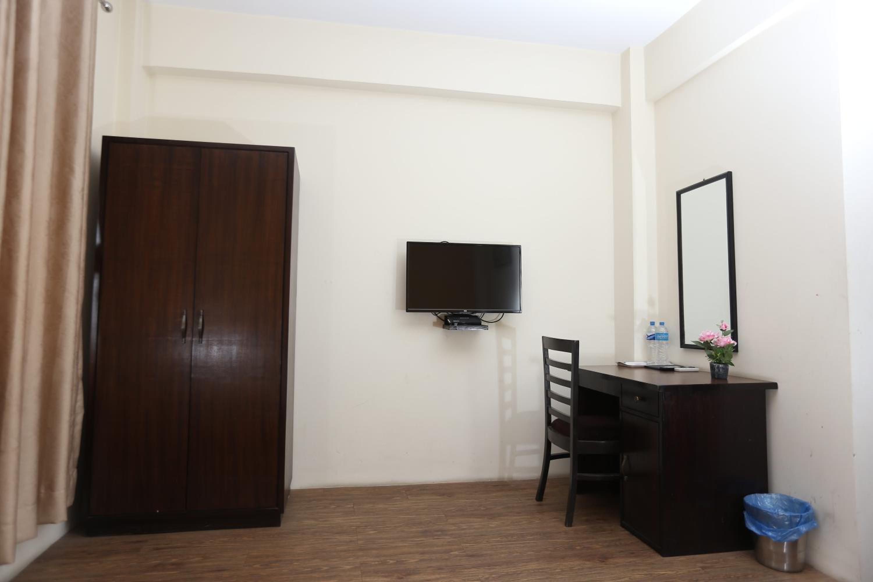 Junior Suite with Balcony