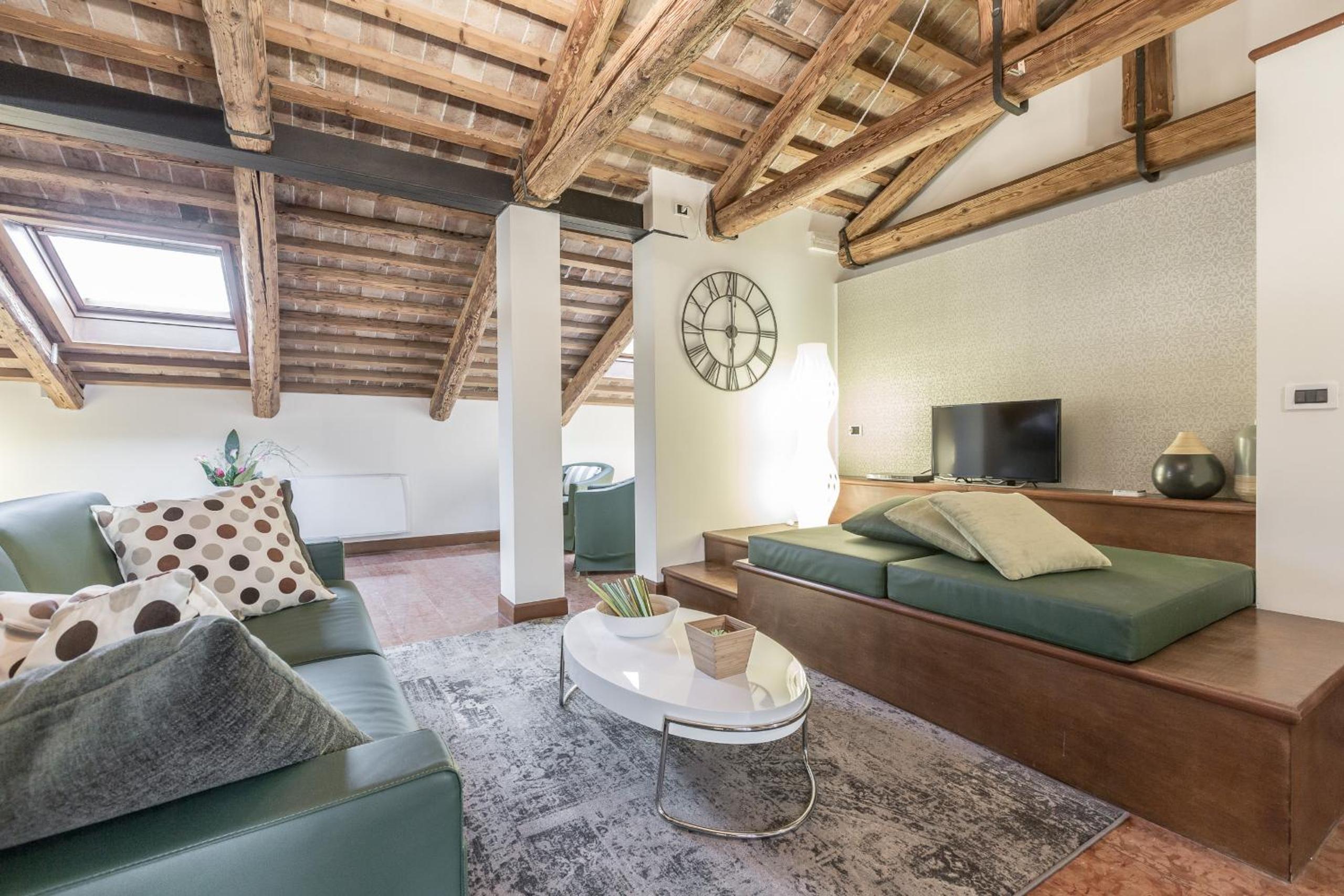 Apartment with Terrace photo 3