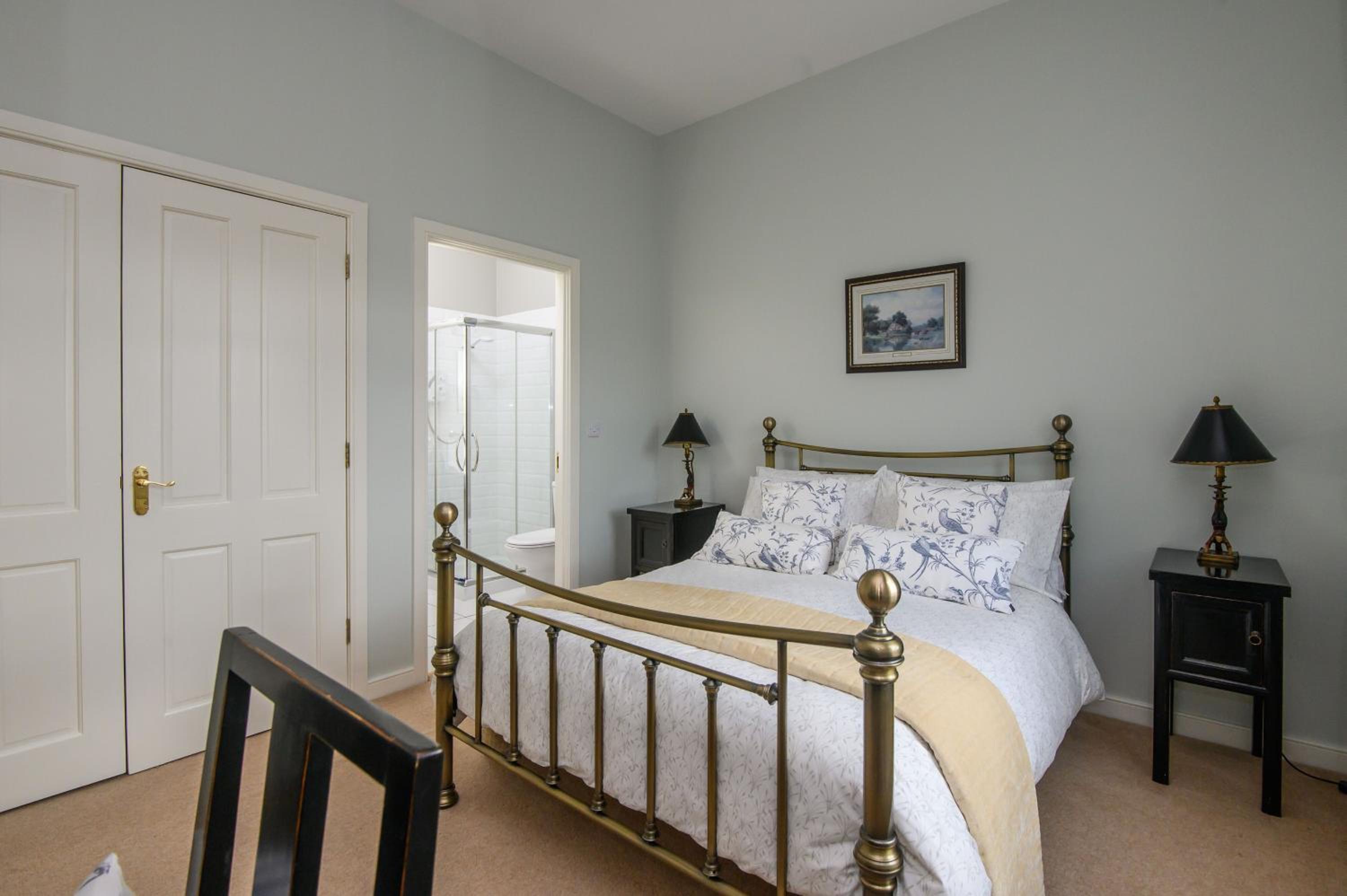 Four-Bedroom House - Photo 9