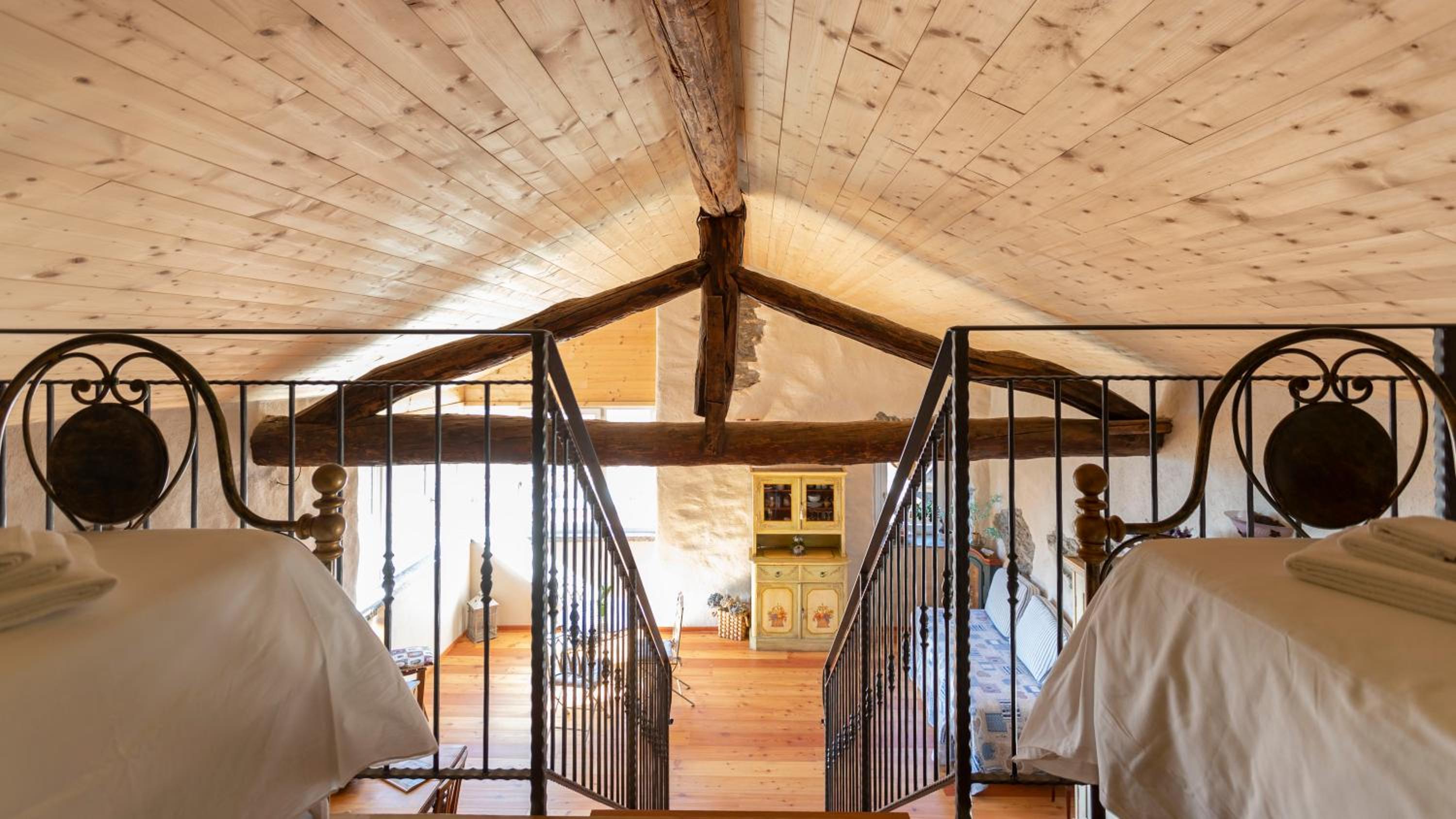 Loft Apartment - Photo 37