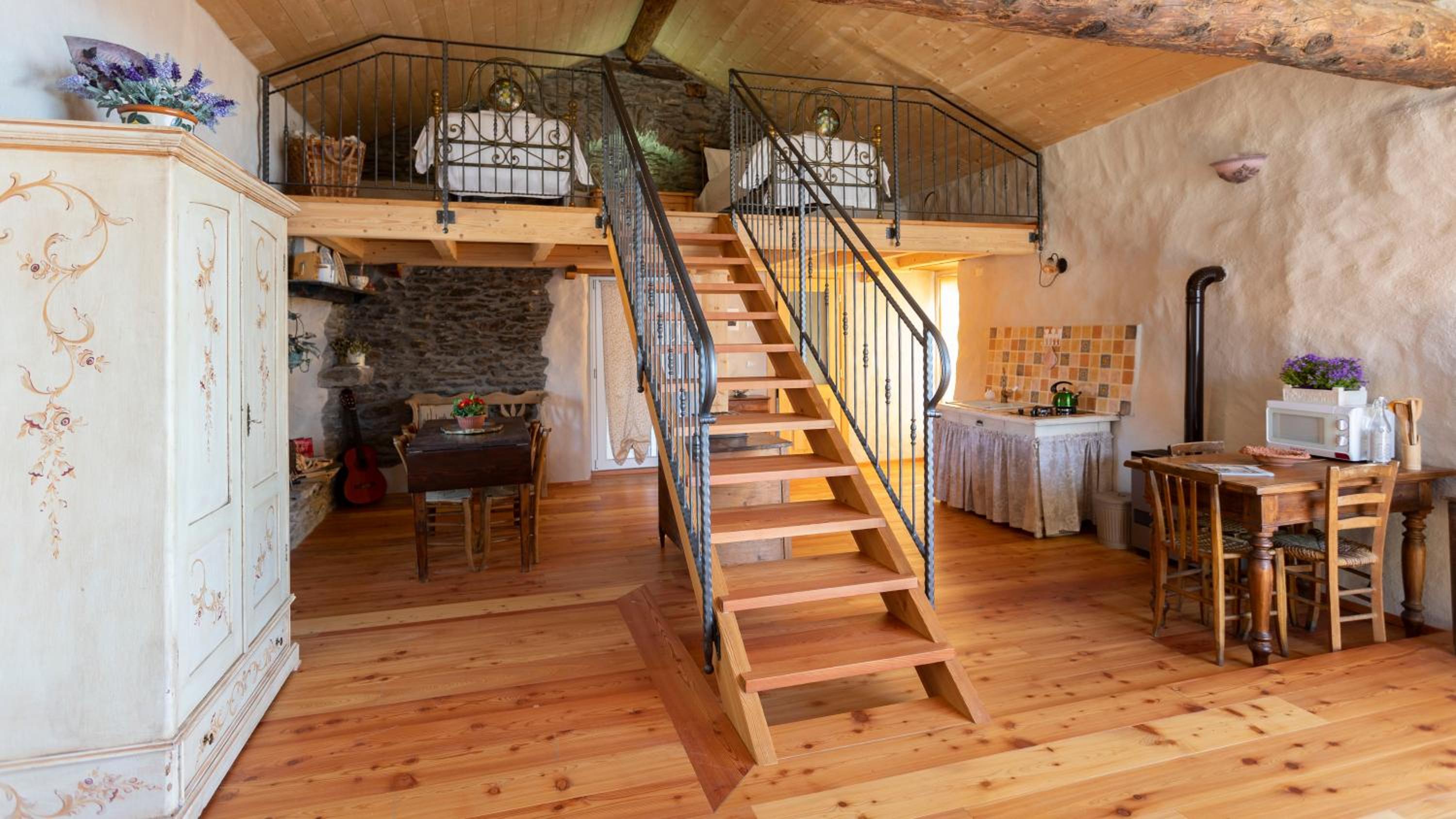 Loft Apartment - Photo 31