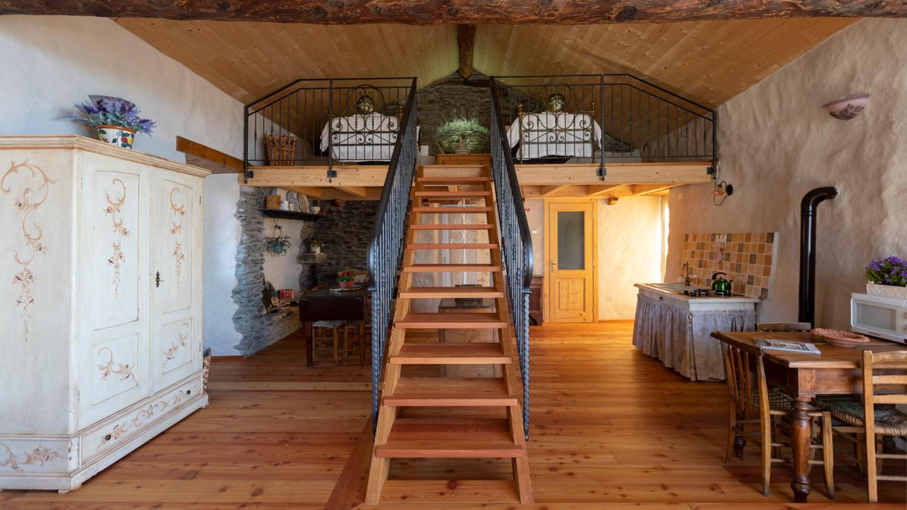 Loft Apartment - Photo 28