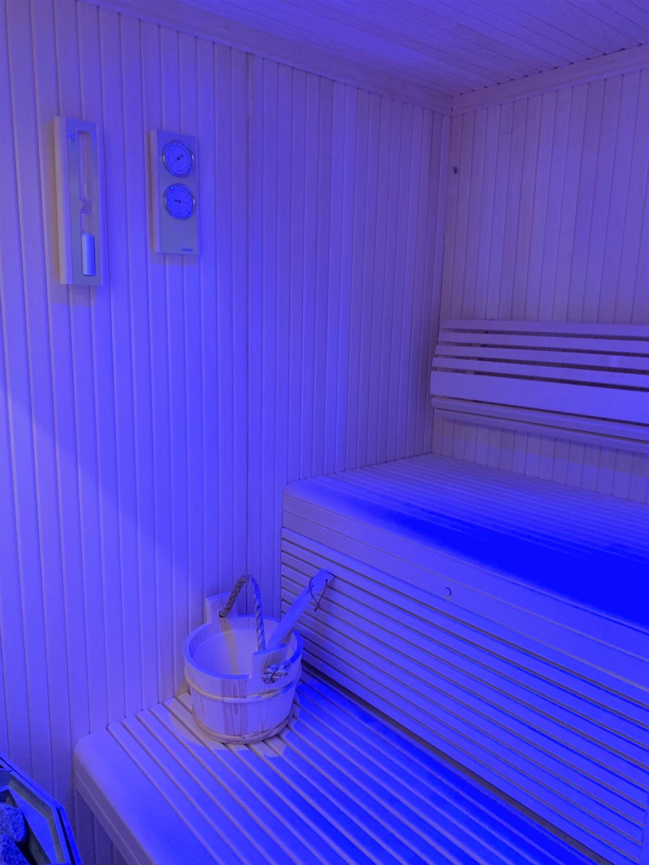 Suite with Sauna - Annex  - Photo 26
