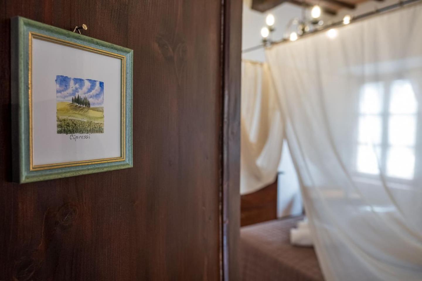 Double Room - Photo 9