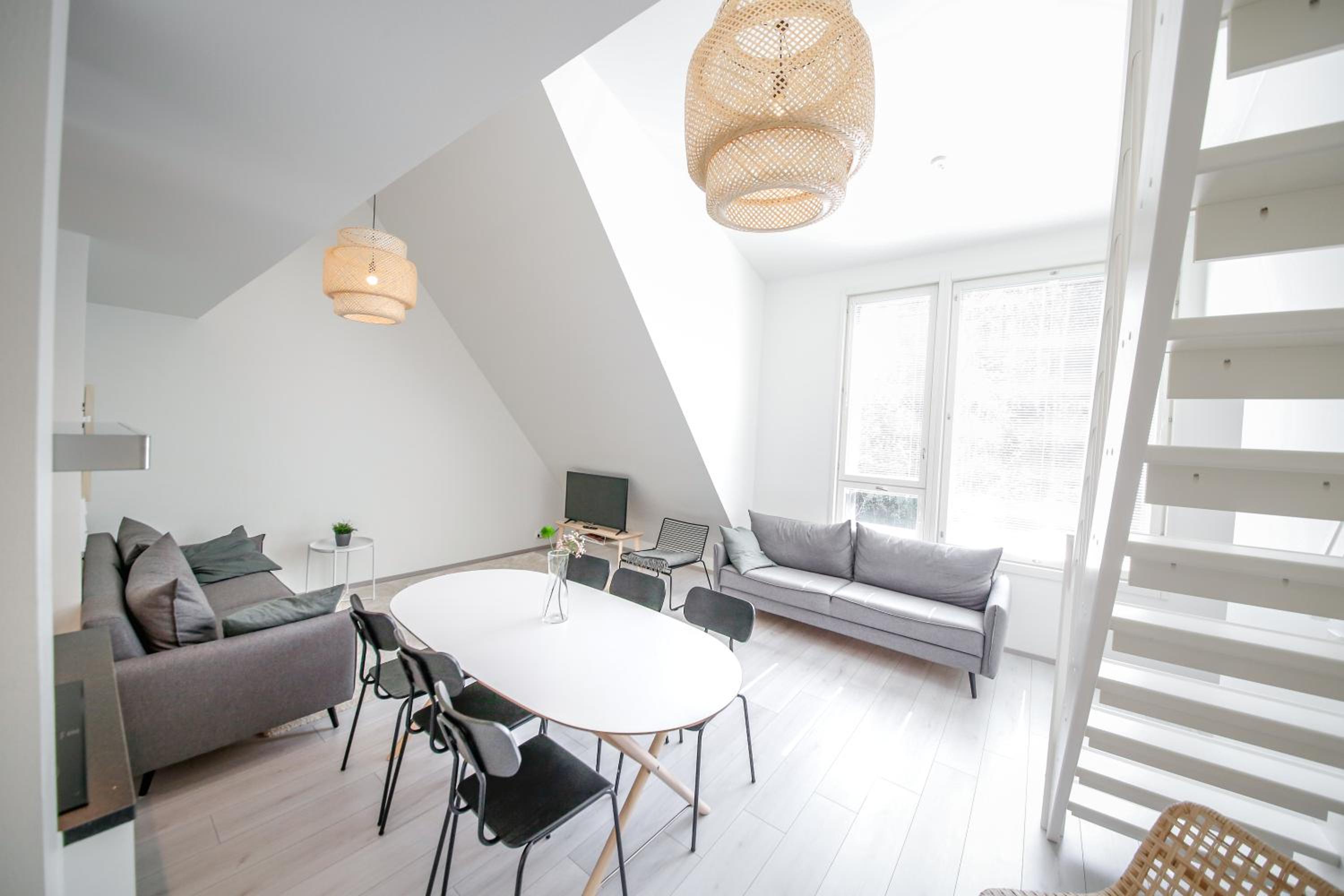 One-bedroom Loft Apartment  photo 3